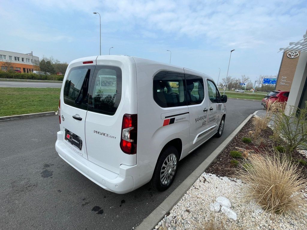 Toyota Proace City Verso, 1.5 L D manuál - fotka 6