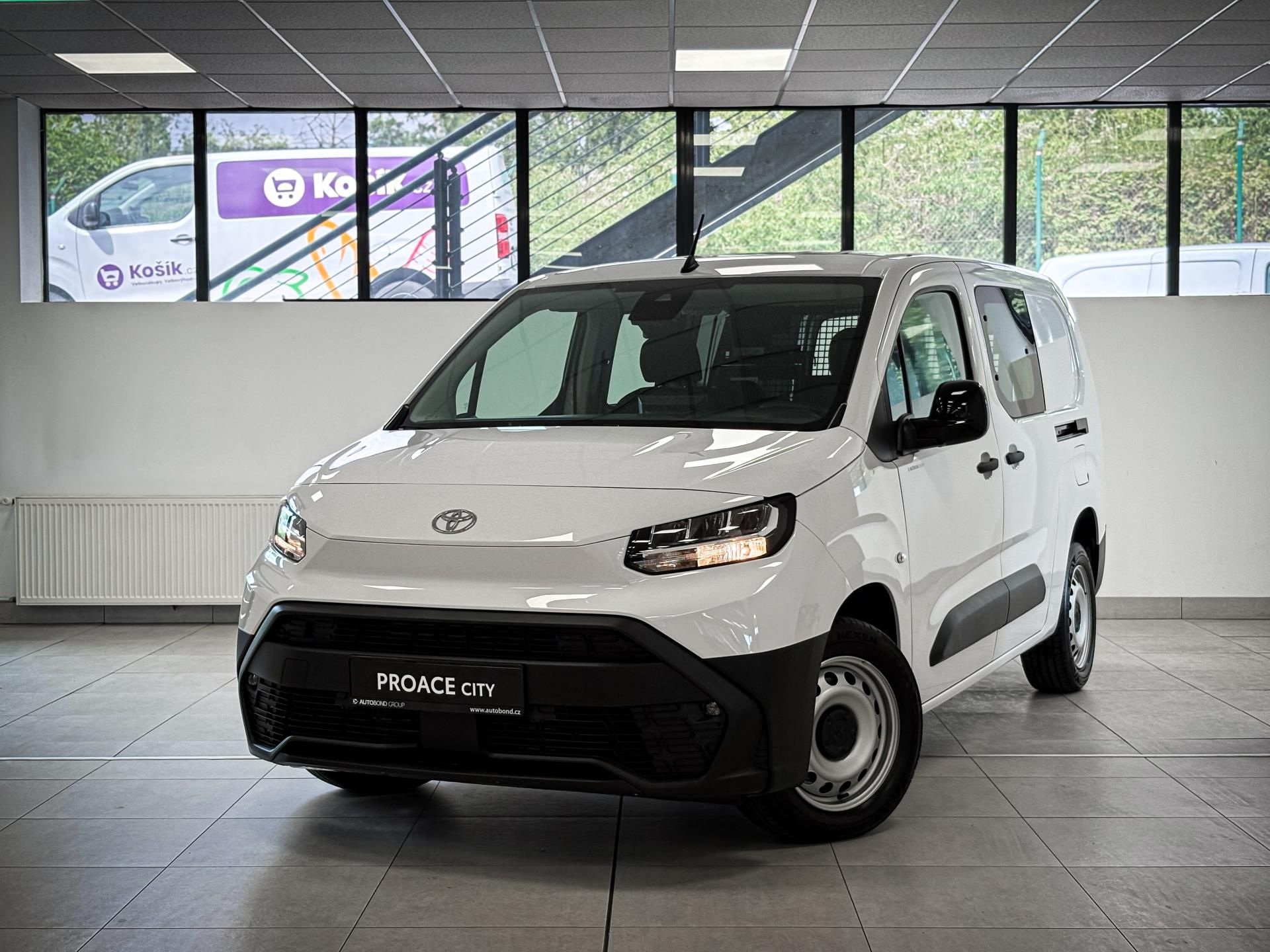 Toyota Proace City, CrewCab Long, 1.5L, 6st. manuá - fotka 2