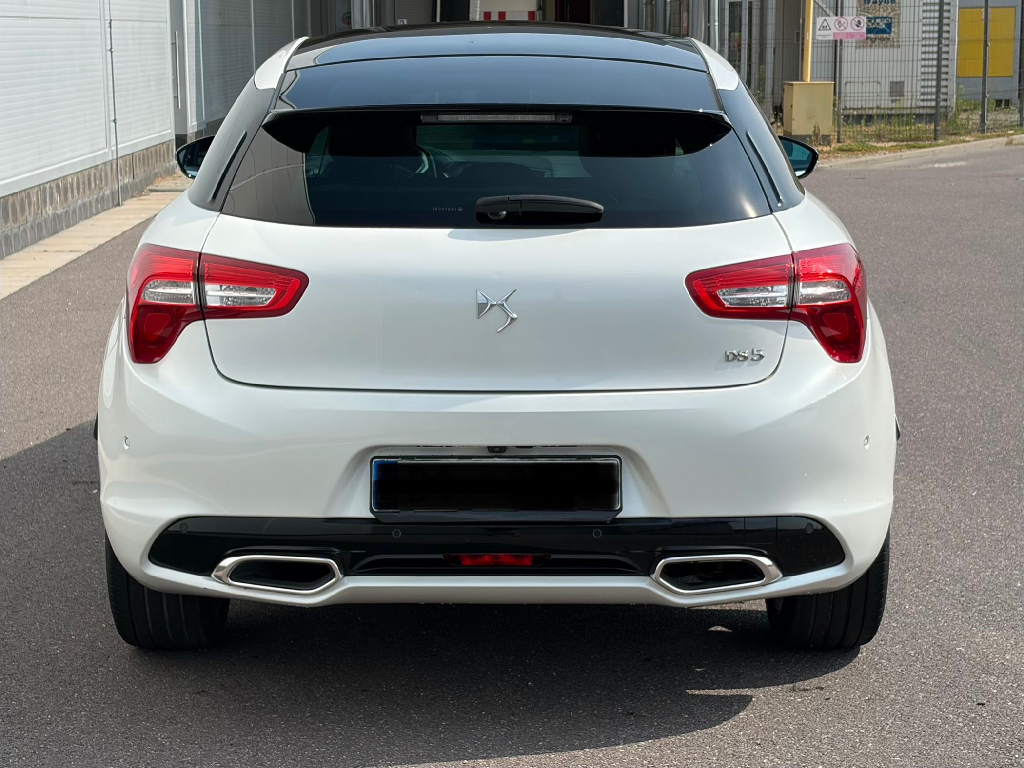 Citroën DS5, Facelift 2.0HDi 133kW AT - fotka 6