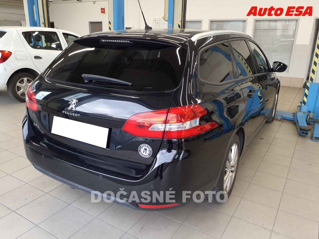 Peugeot 308, 1.6 HDi - fotka 2