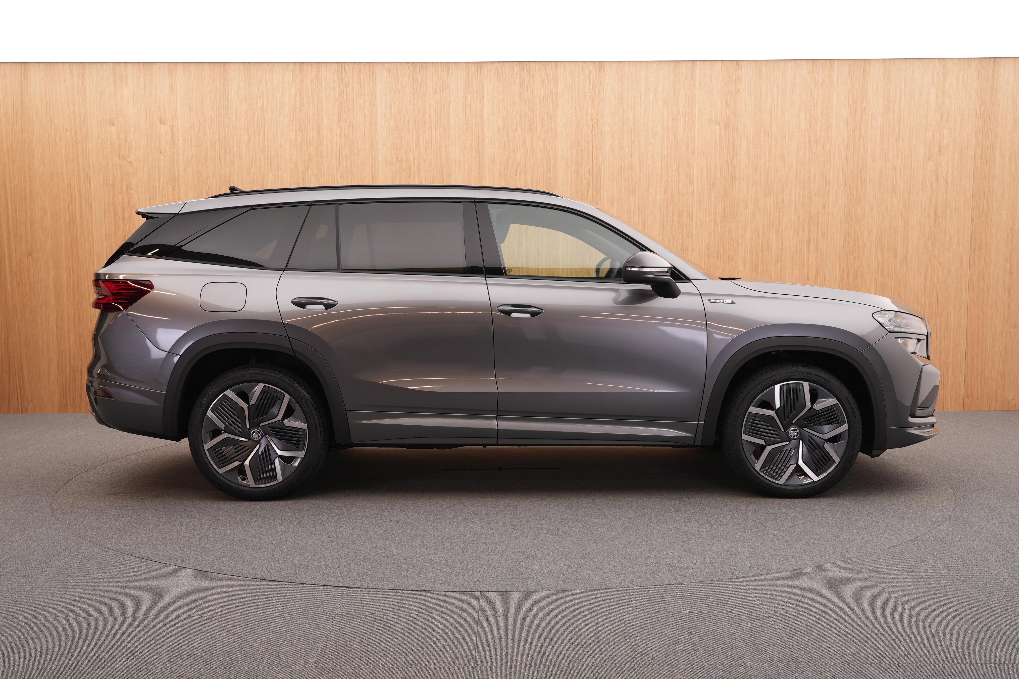 Škoda Kodiaq, Sportline 1.5 TSI DSG - fotka 5