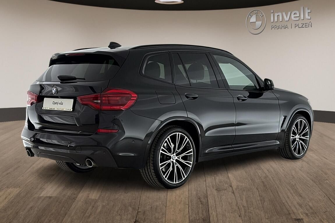 BMW X3, xDrive30d - fotka 3