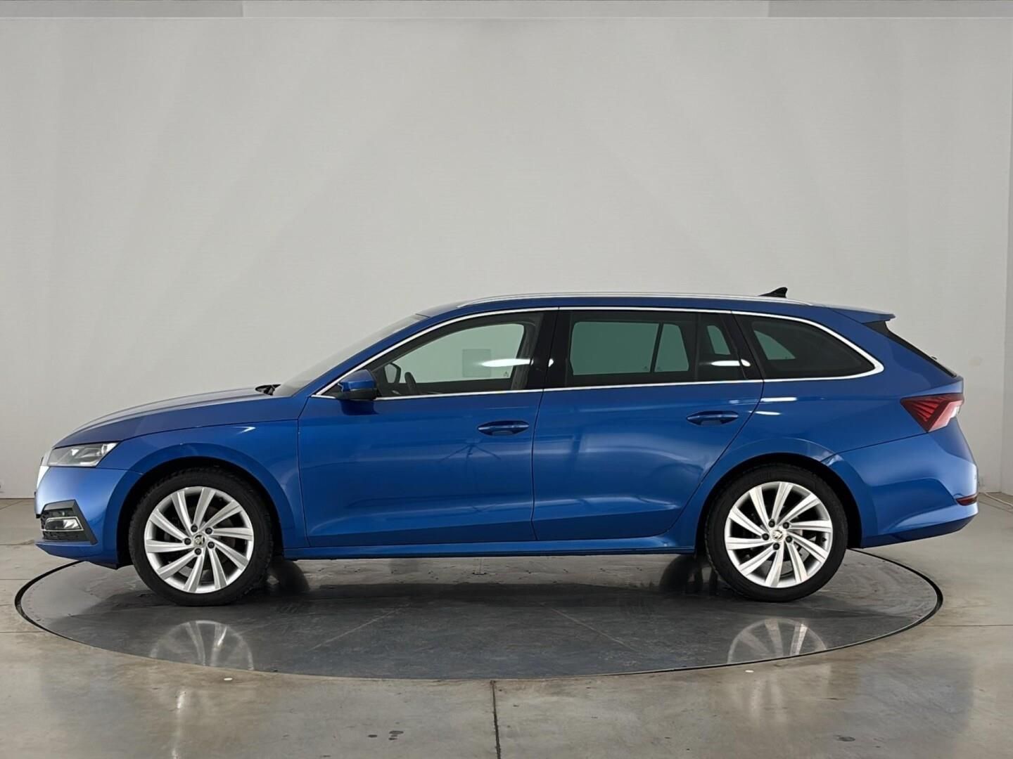 Škoda Octavia, 2.0 TSI DSG / 140 kW Style,4x4 - fotka 3