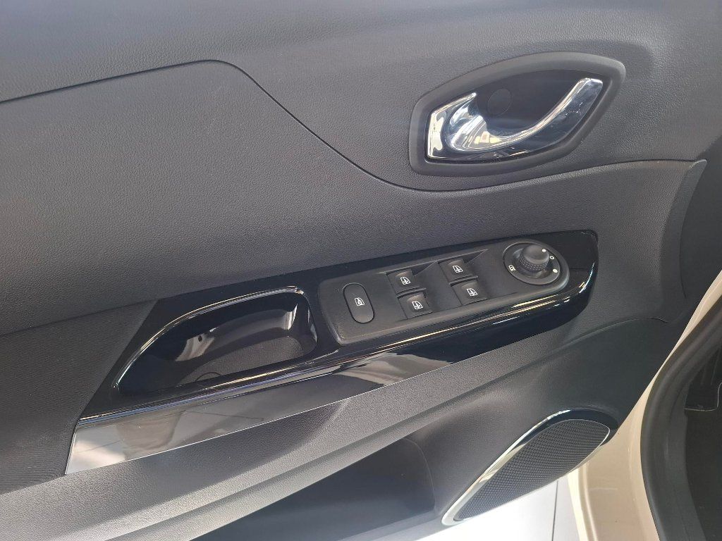 Renault Captur, 1.2TCE 87KW 2017 - fotka 6