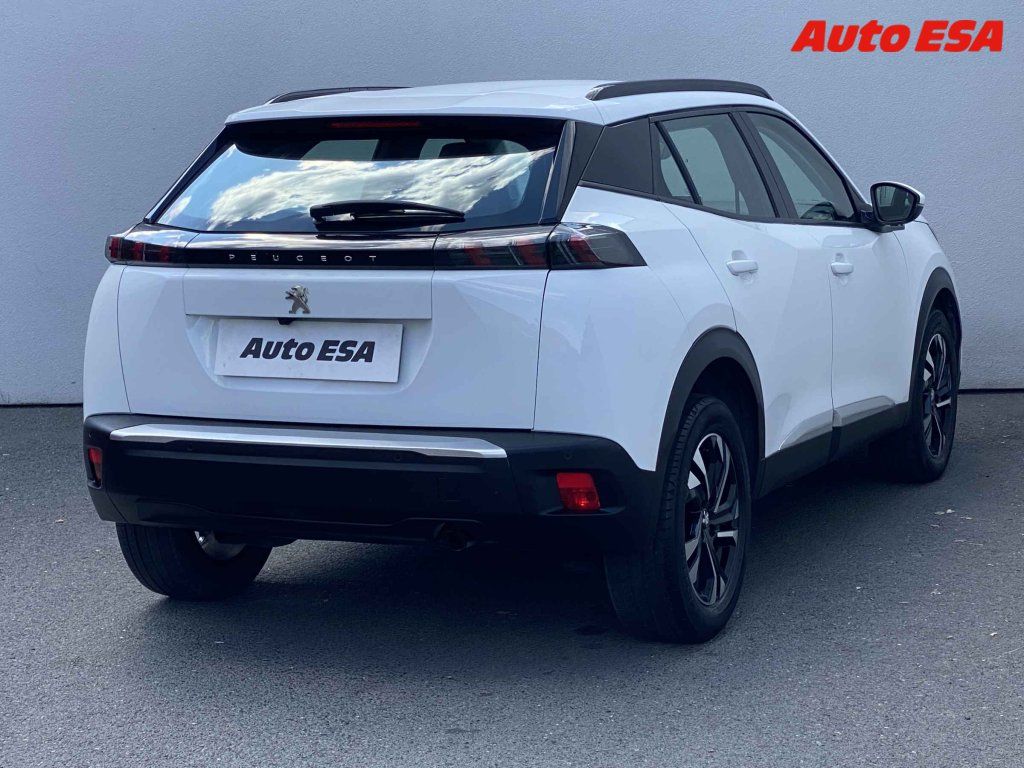 Peugeot 2008, 1.2 PT,Allure - fotka 4