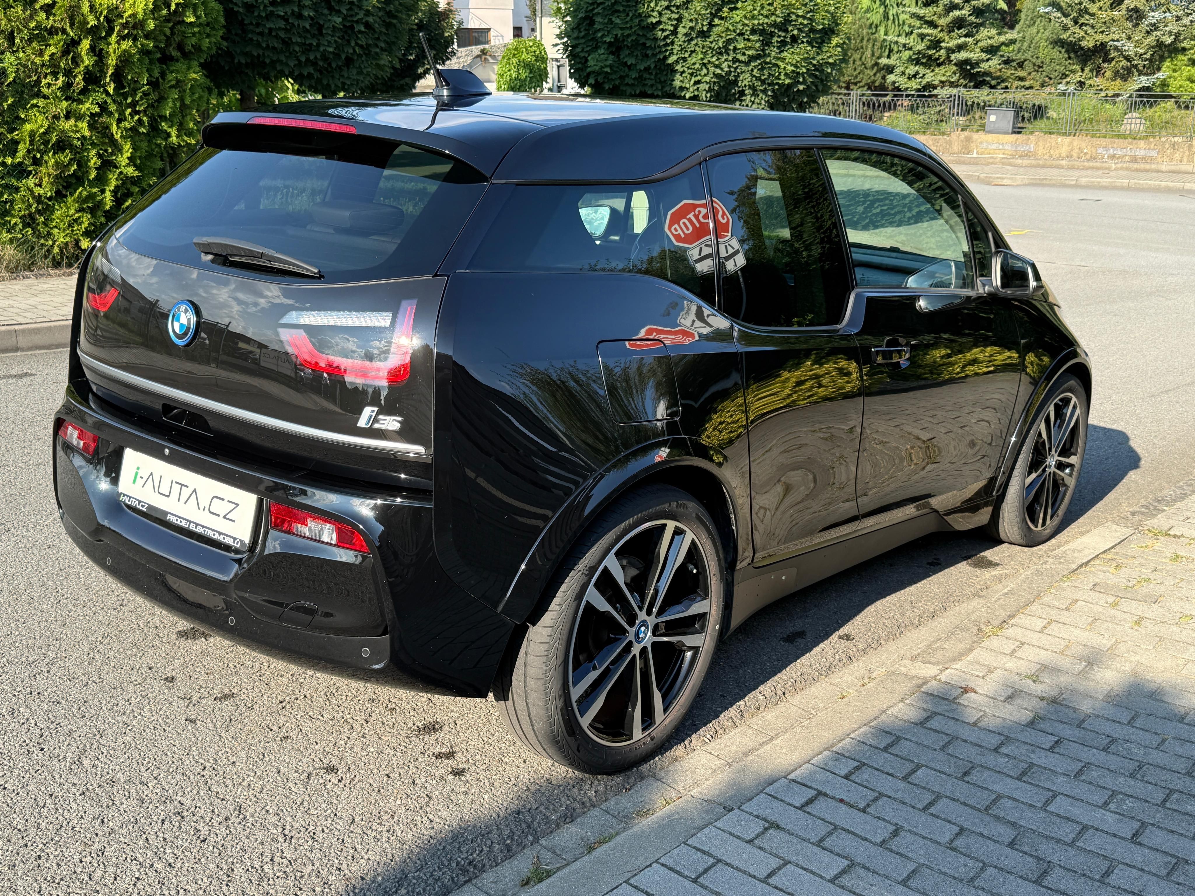 BMW i3, i3s 120Ah SUITE H/K KAMERA - fotka 5