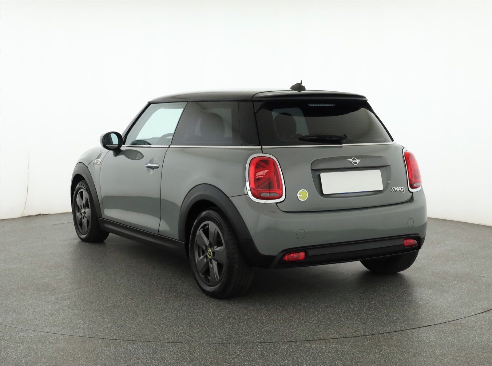 Mini, Cooper SE 32 kWh, SoH 94% - fotka 4