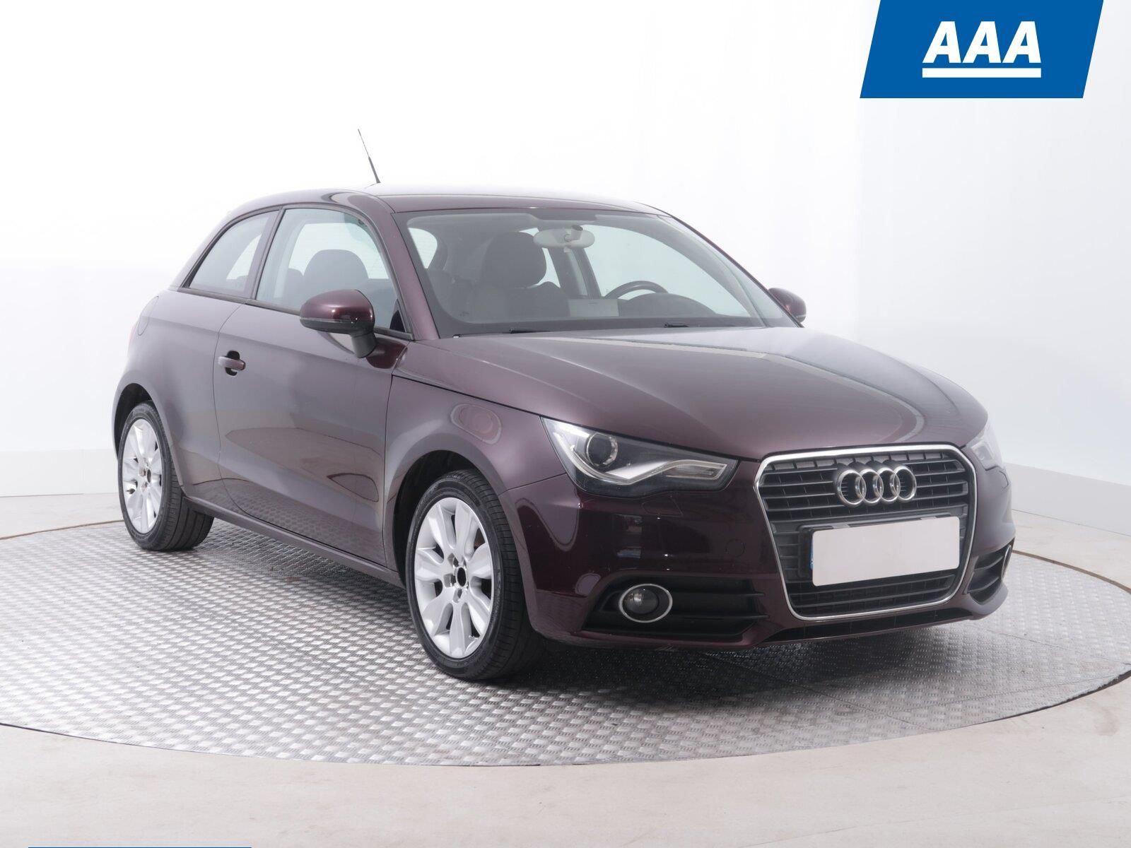 Audi A1, 1.6 TDI, Serv.kniha, Xenony
