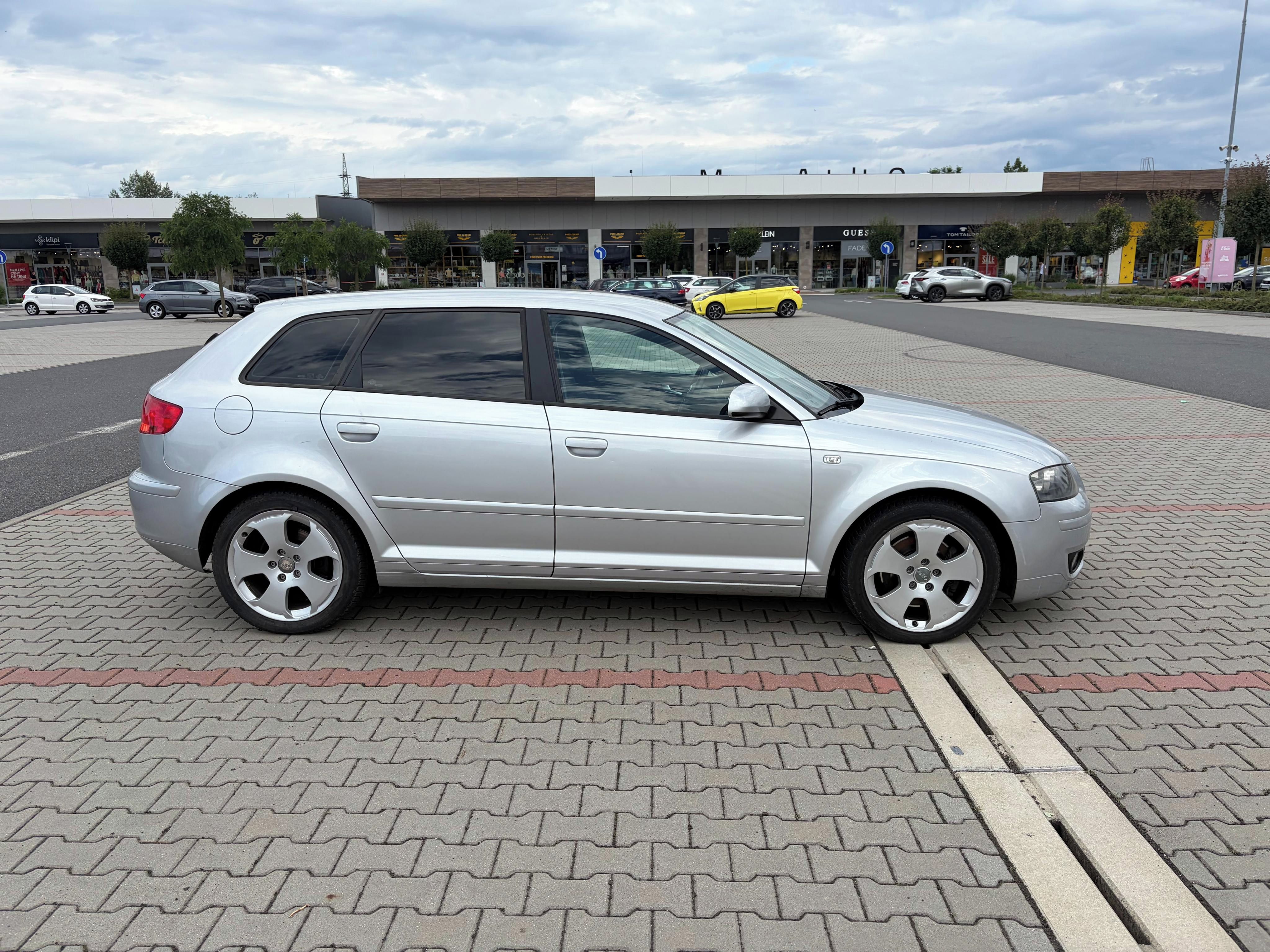 Audi A3, 2.0 TDi 125kw quattro 5 dveří - fotka 2