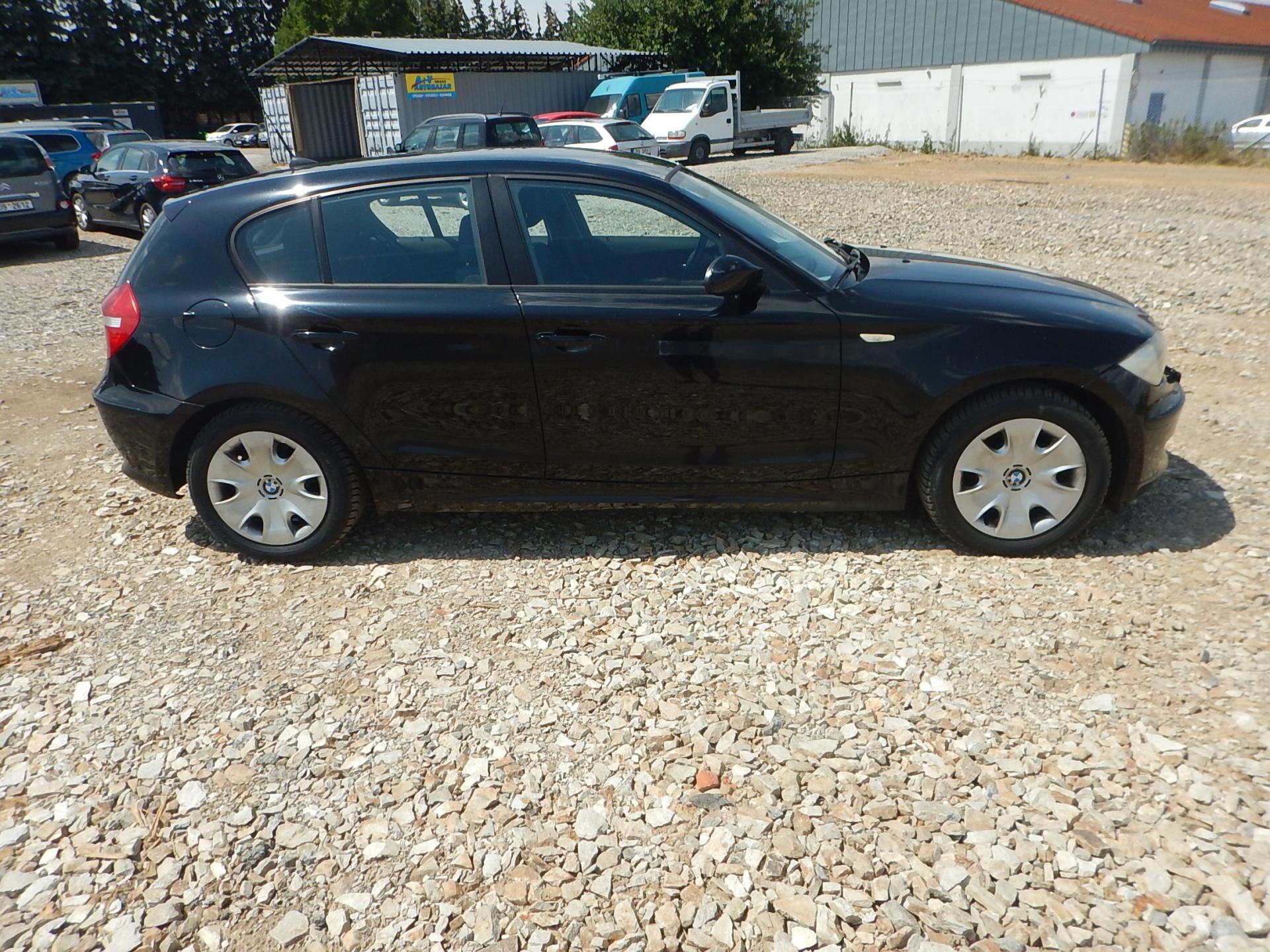 BMW Řada 1, 116i, KLIMA, SERVISKA - fotka 5