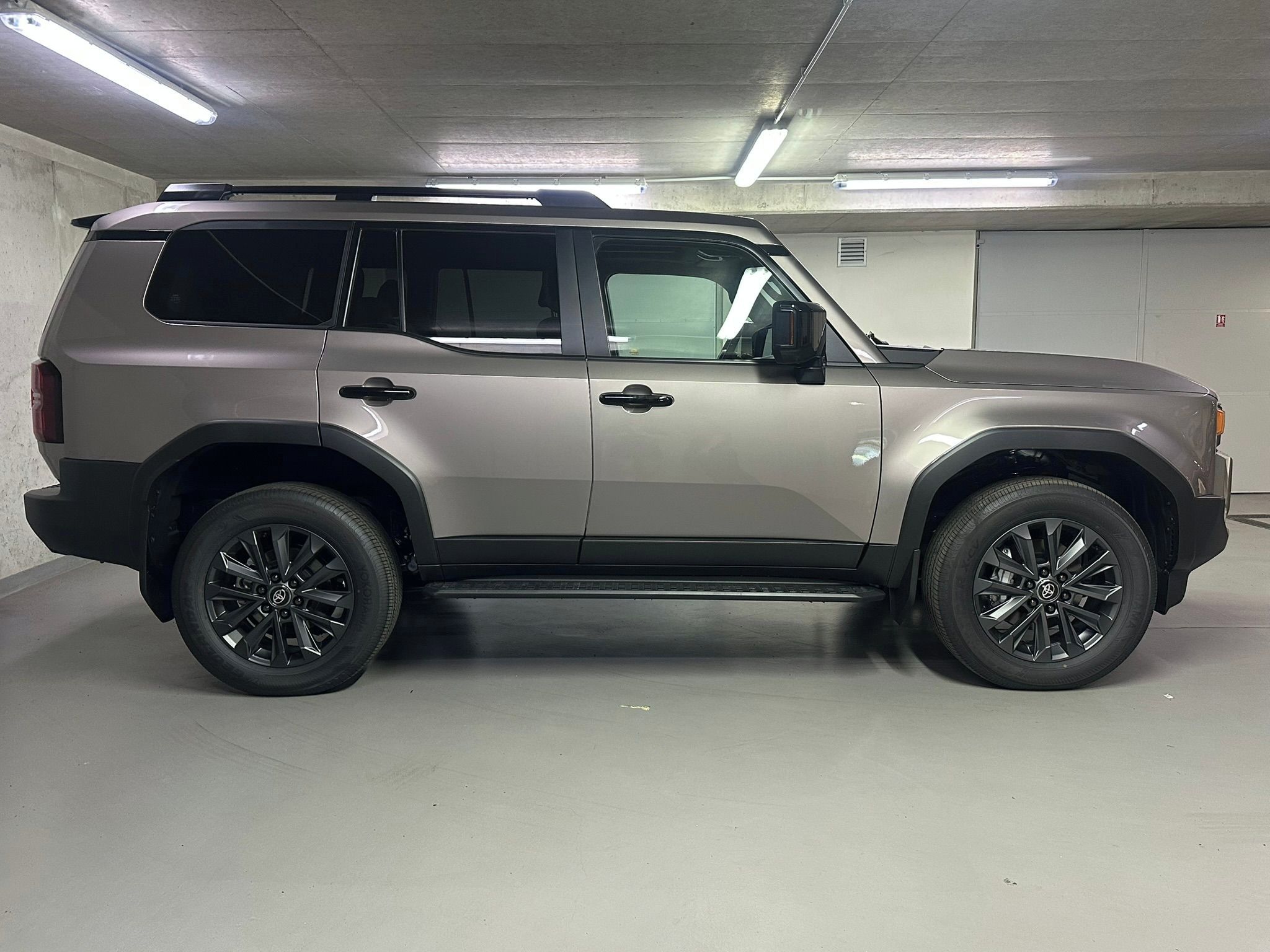 Toyota Land Cruiser, 2.8L,D-4D,Diesel,48V,MHEV,4x4, - fotka 4