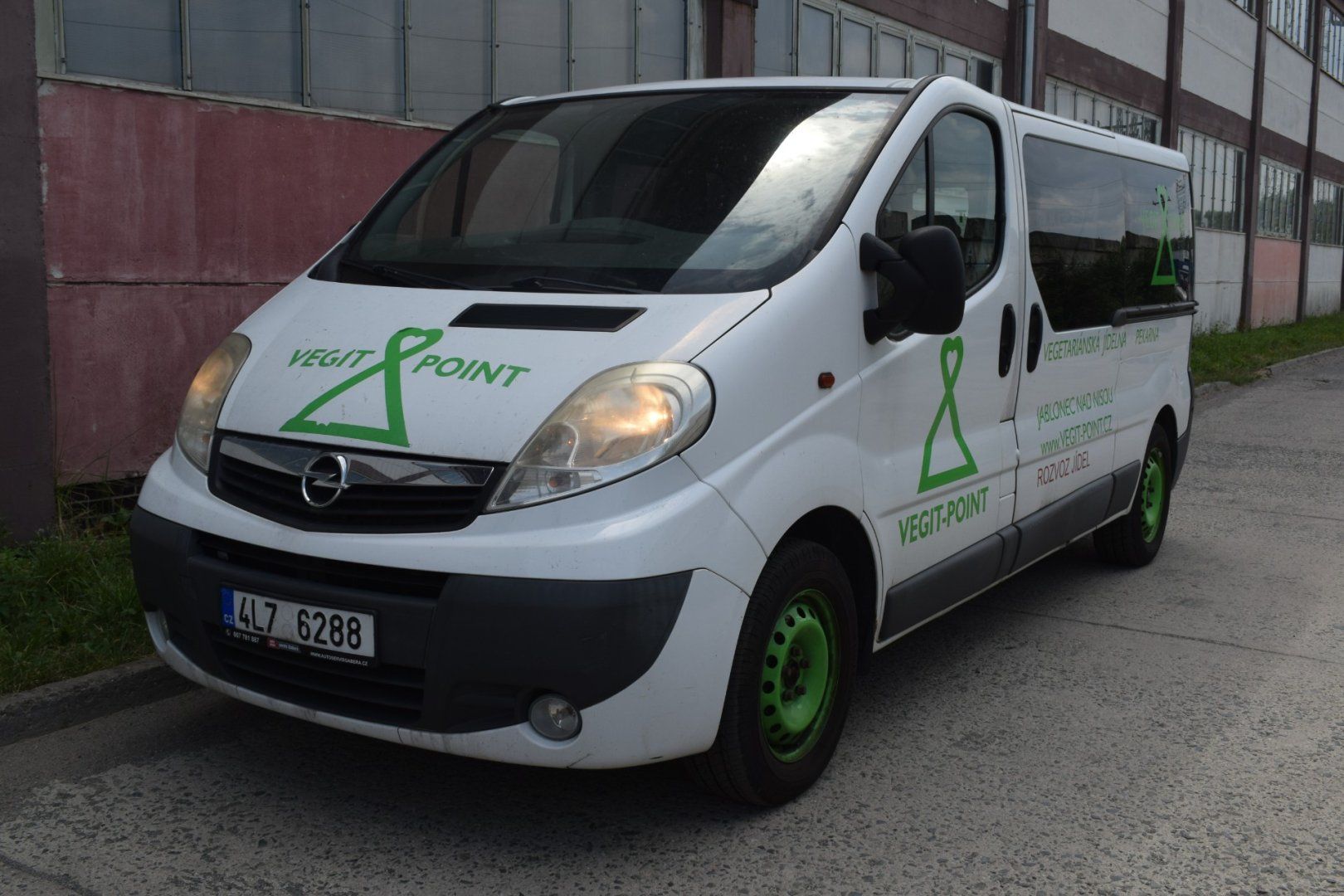Opel Vivaro, 9míst, automat