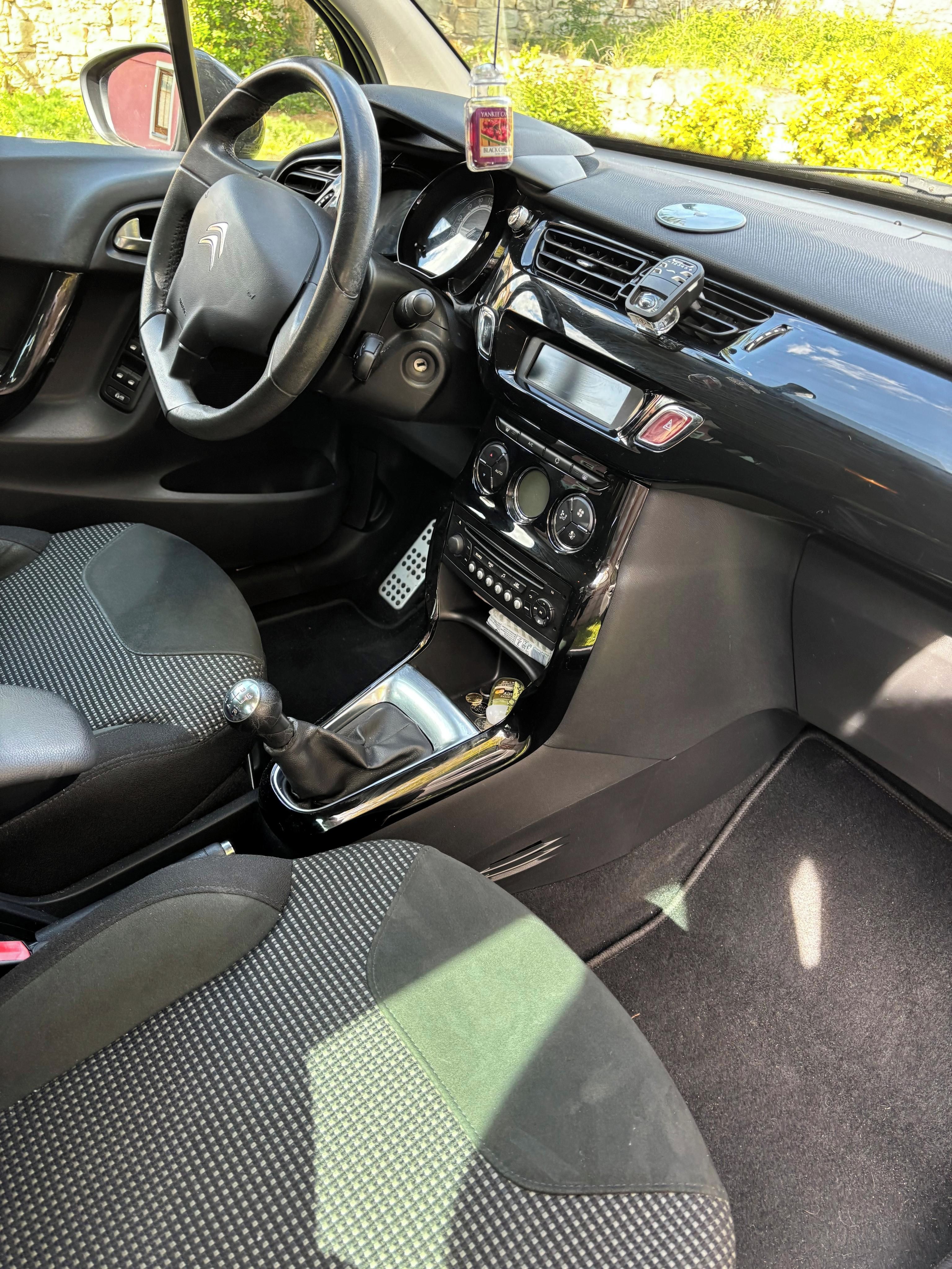 Citroën C3, C3 -1.6, 88 kw - fotka 4