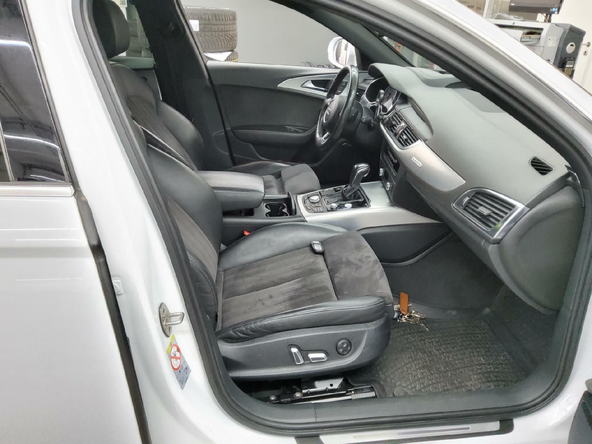 Audi A6 Avant, 3.0 TDI S-LINE VZDUCH - fotka 3