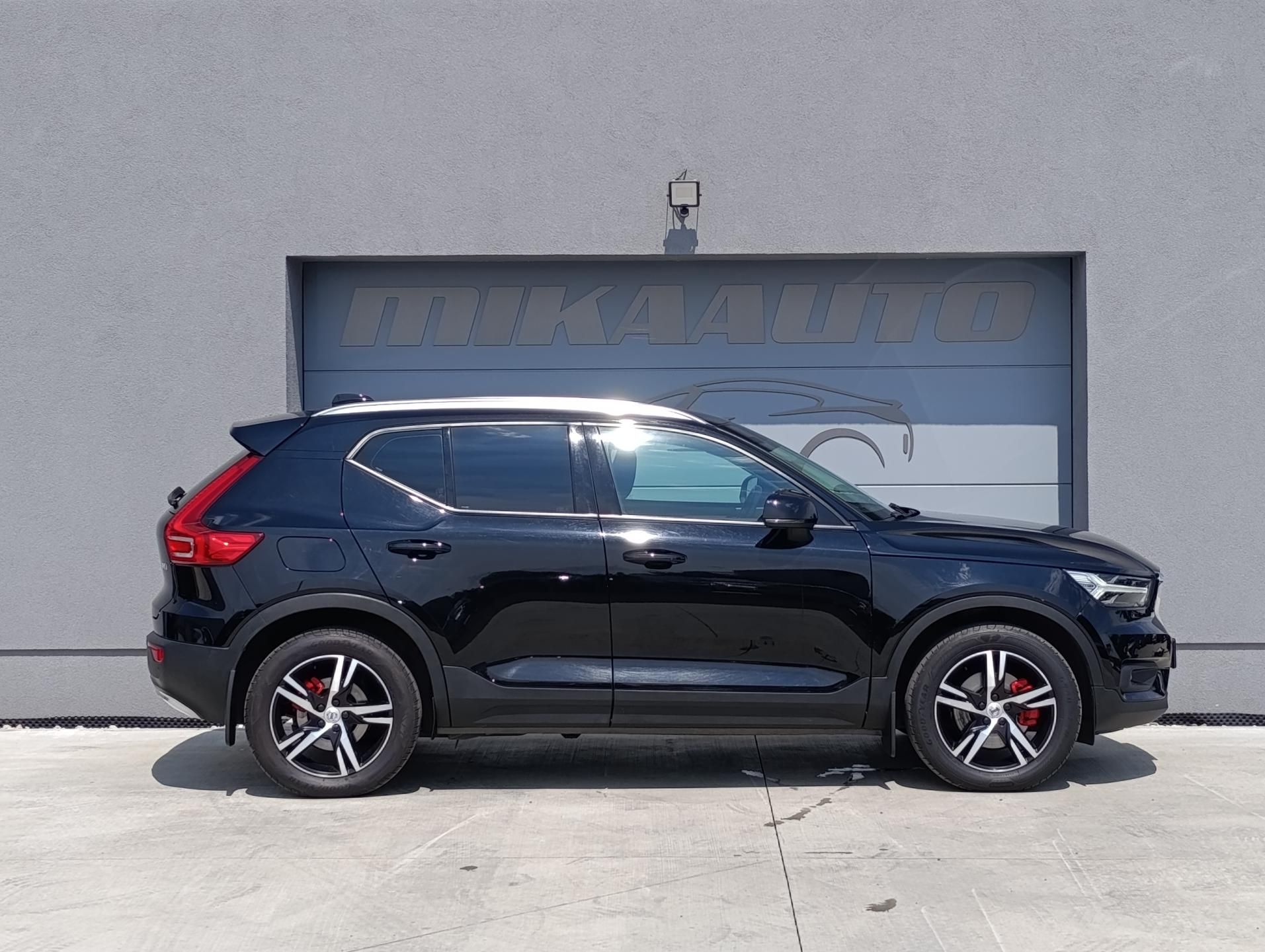 Volvo XC40, 2.0 B4 AWD 145kW - fotka 4
