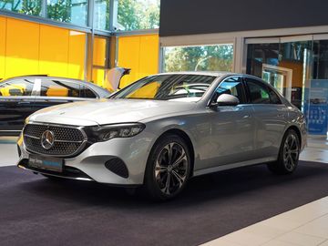 E 300 de 4M AVANTGARDE DISTRON