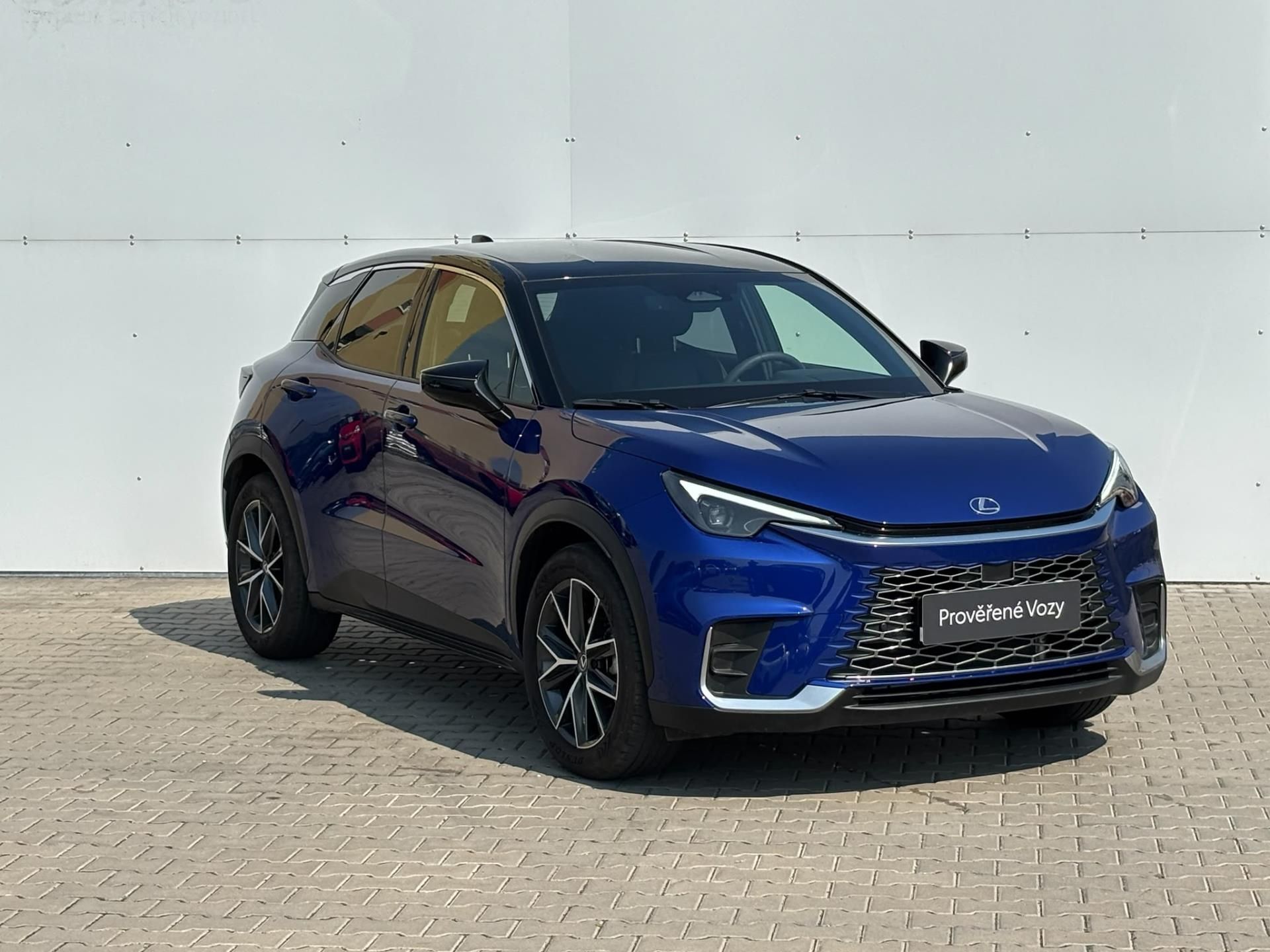 Lexus LBX, 1.5 HSD e-CVT Emotion Tech - fotka 6
