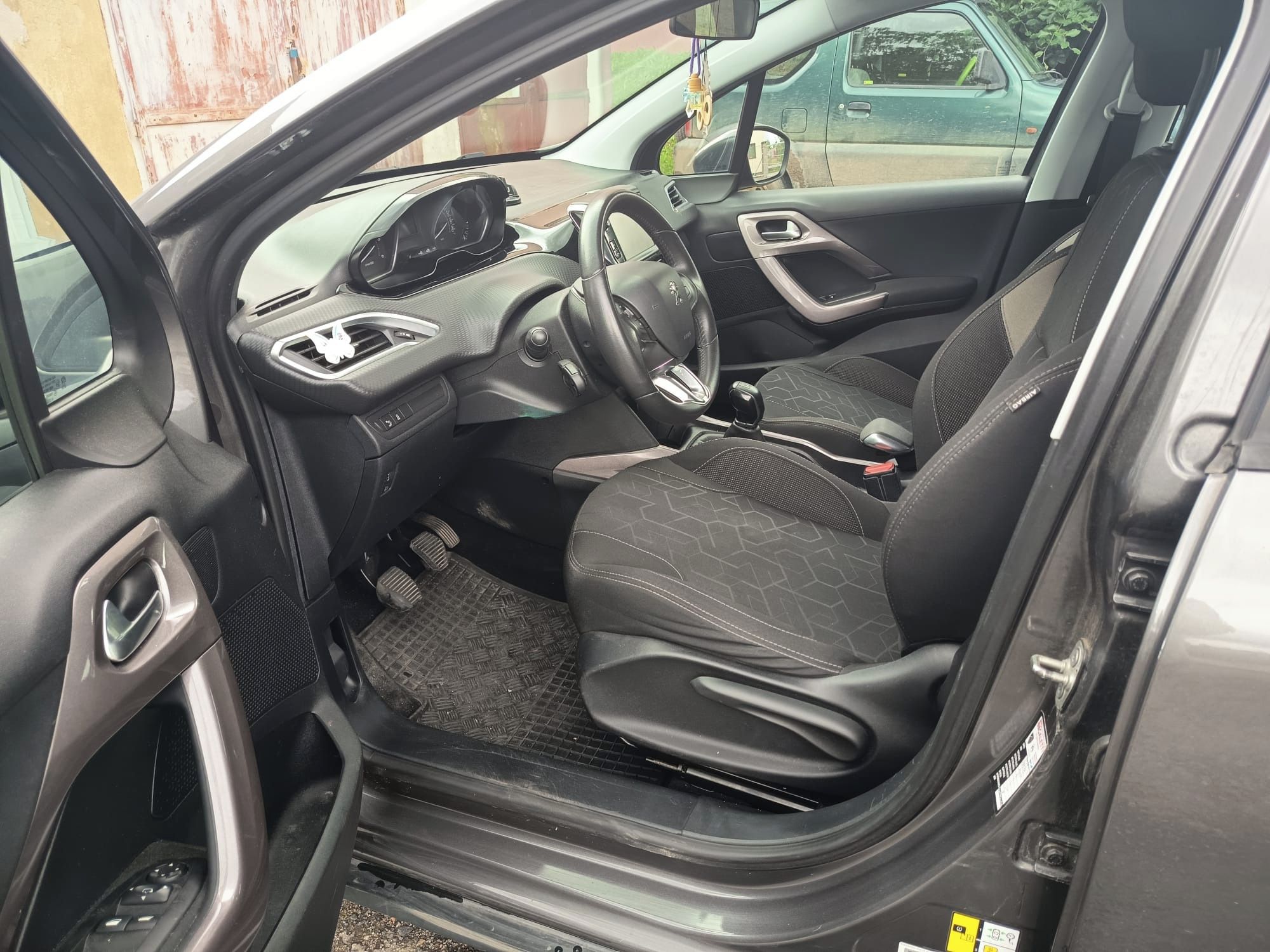 Peugeot 2008, PEUGEOT 2008, 1.6Hdi r.v. 2016 - fotka 6