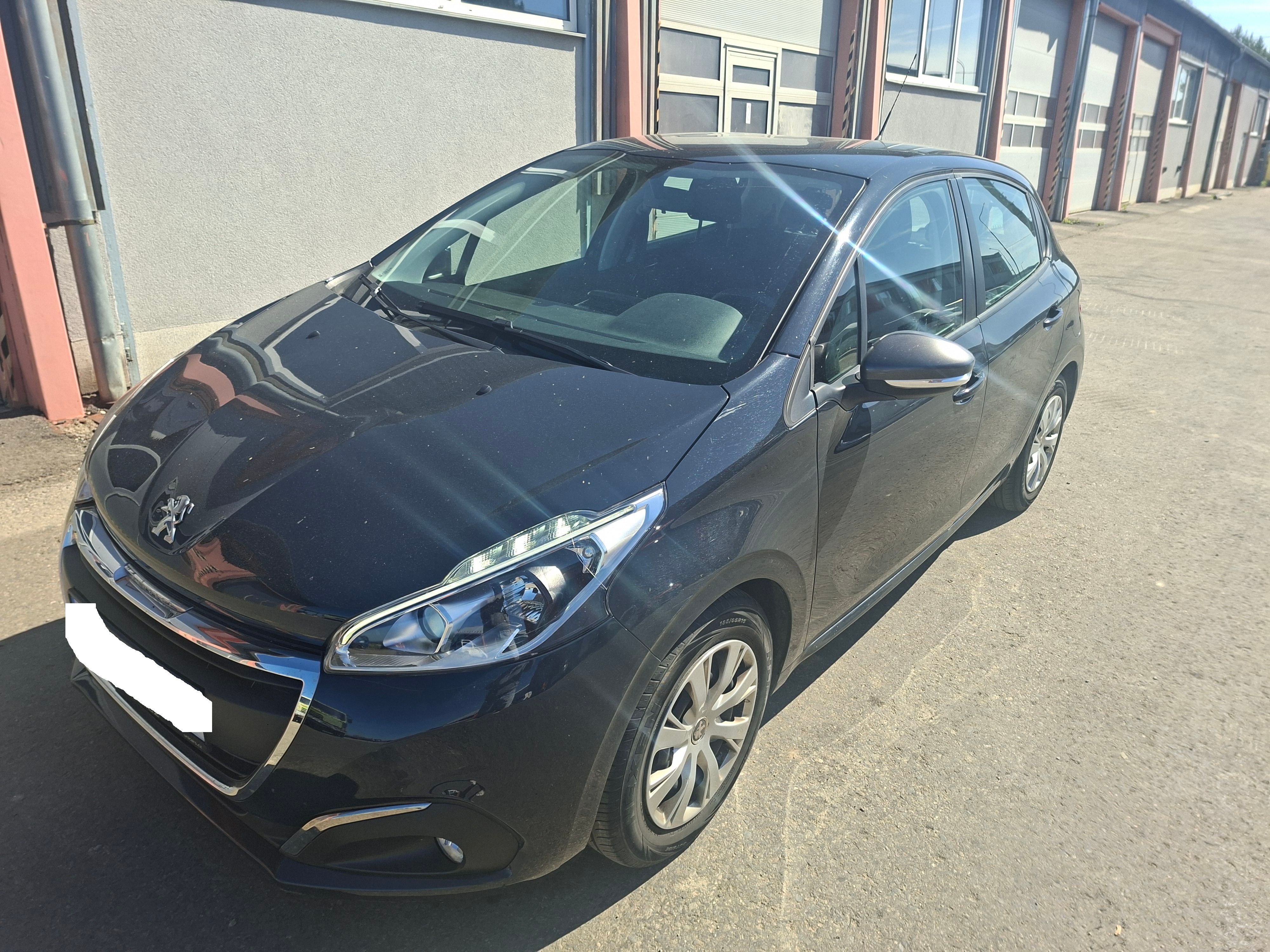 Peugeot 208, Peugeot 208 1,2 61kW 1.majitel