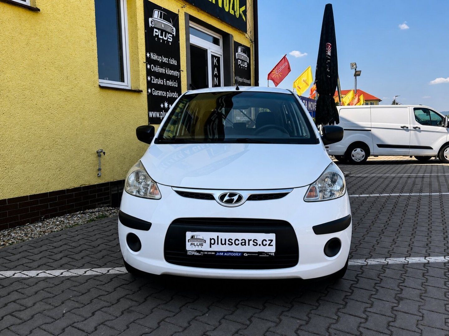 Hyundai i10, 1,1i (49kW)*STK DO 8/2027* - fotka 3