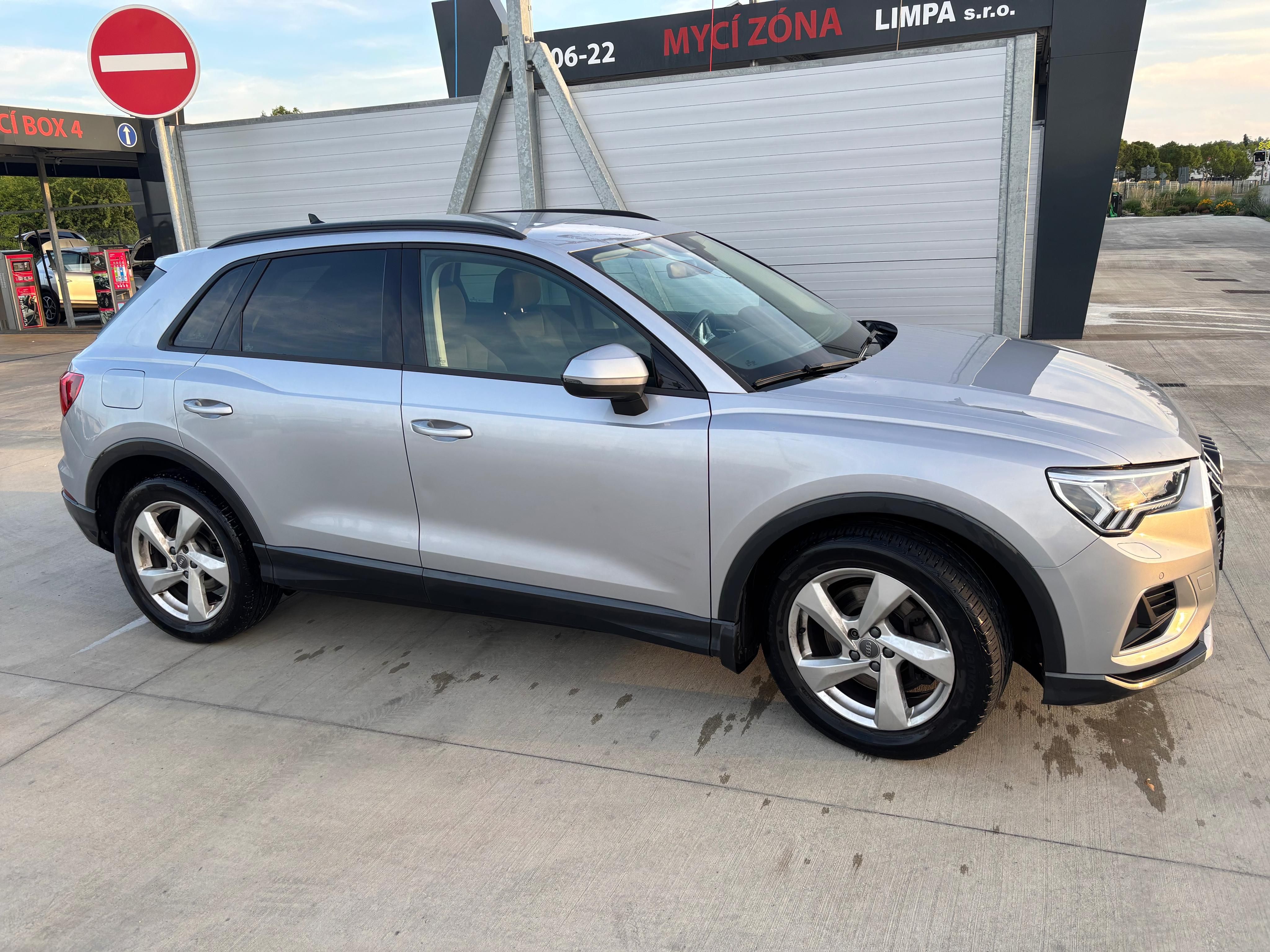 Audi Q3, 2.0 TSI,4x4, nezávislé topení - fotka 3