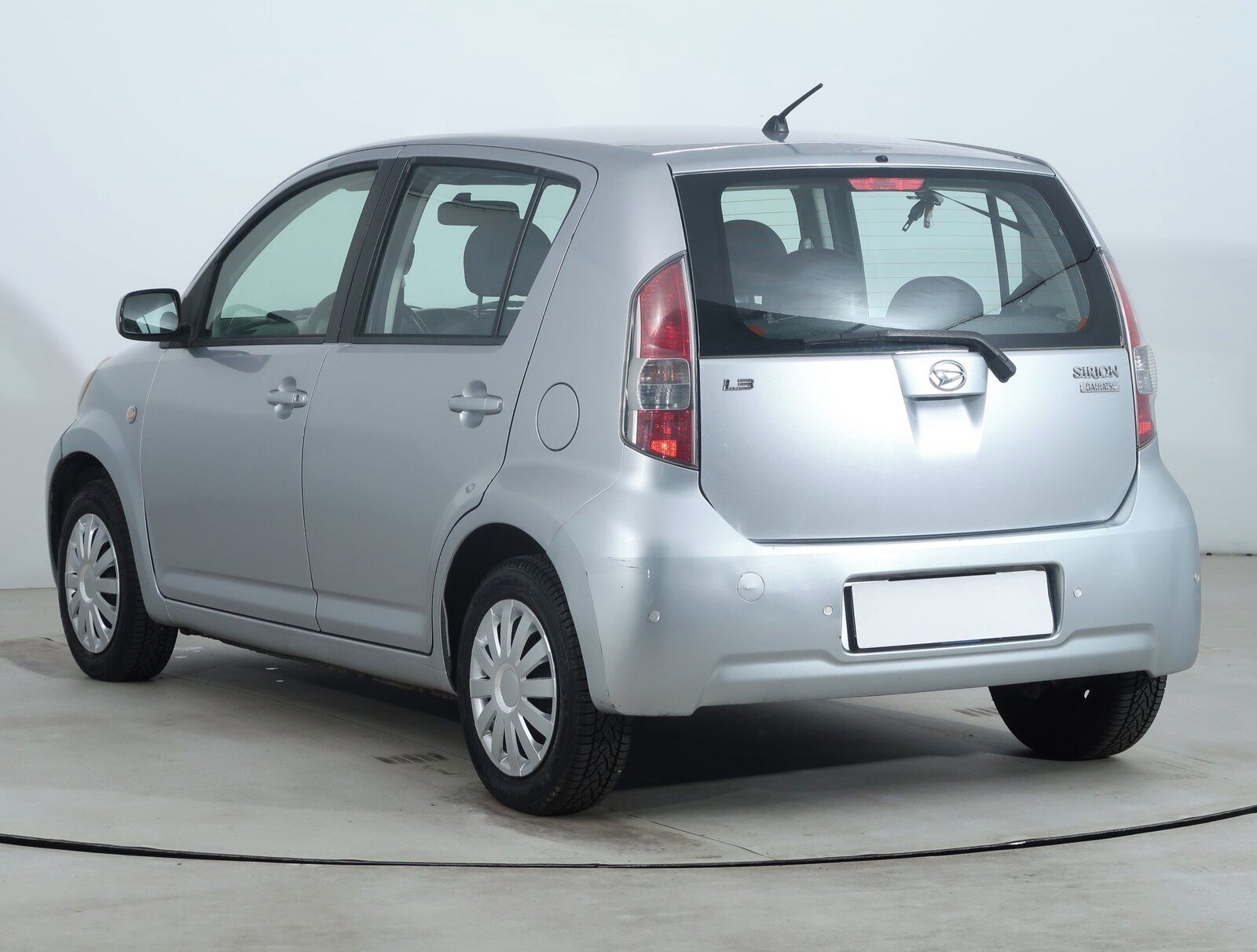 Daihatsu Sirion, 1.3, po STK - fotka 4