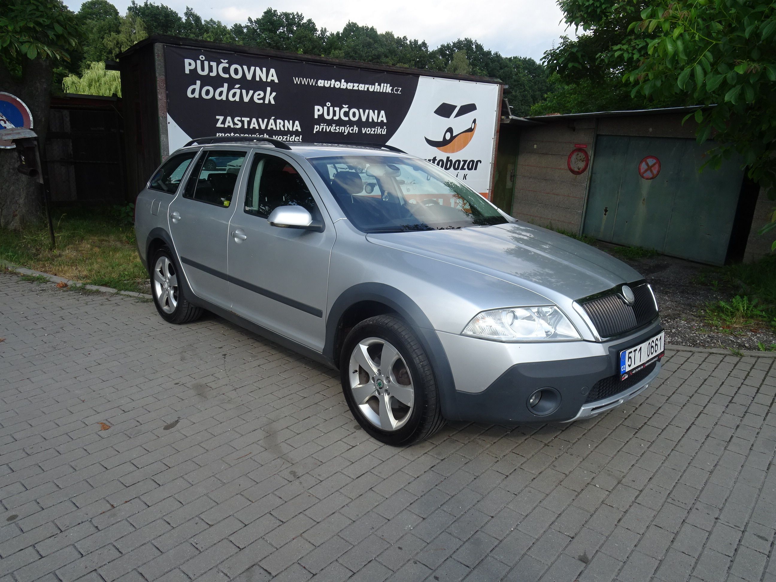 Škoda Octavia, scout 2.0 tdi 4x4 - fotka 2