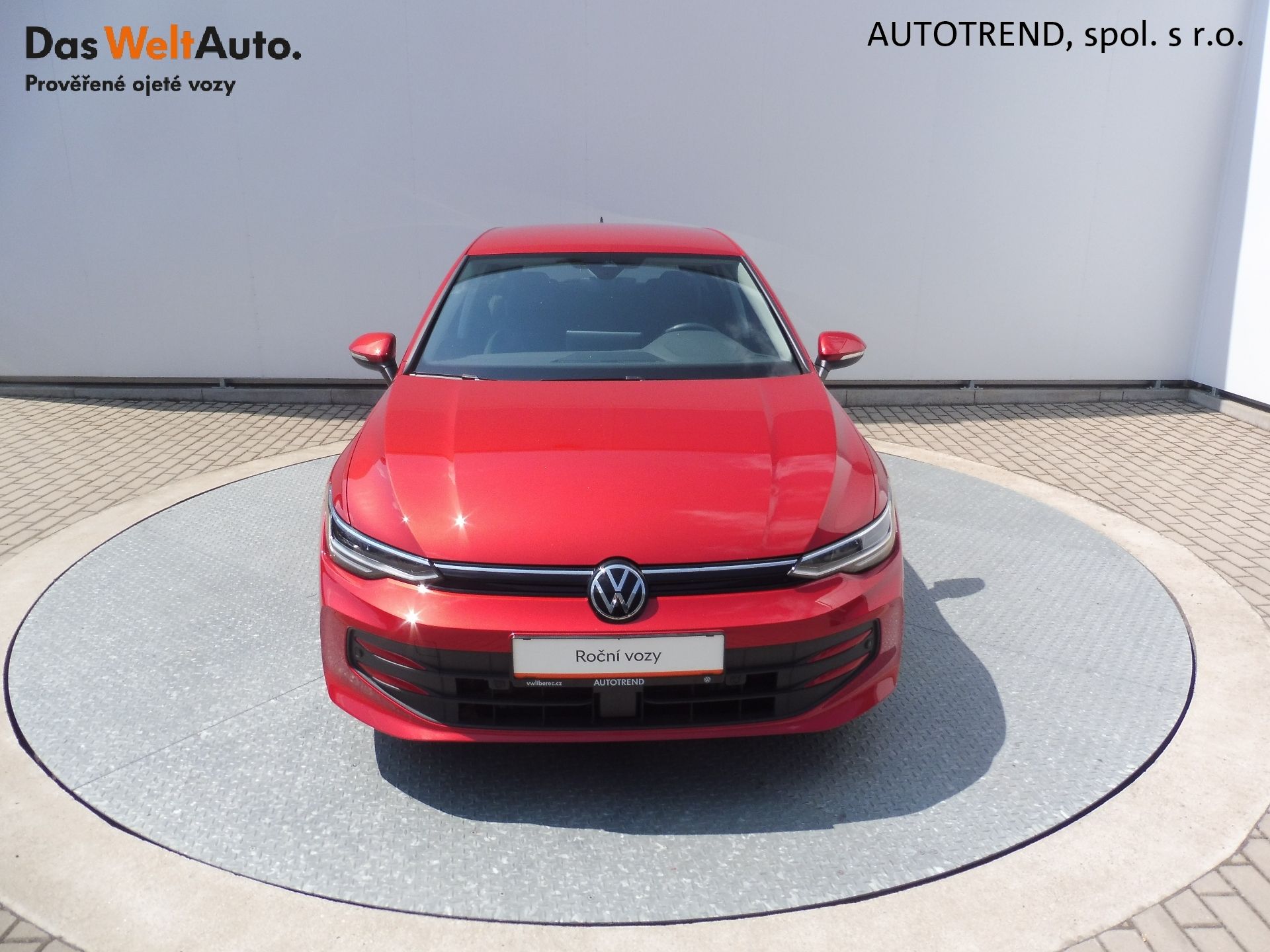 Volkswagen Golf, People 1,5 TSI 85kW - fotka 4