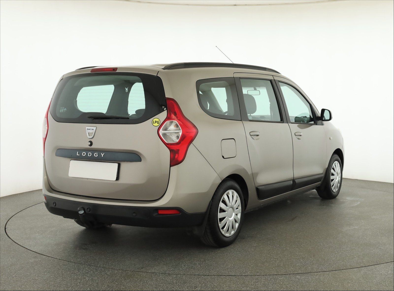 Dacia Lodgy, 1.6 8V, LPG, Park. senzory - fotka 5