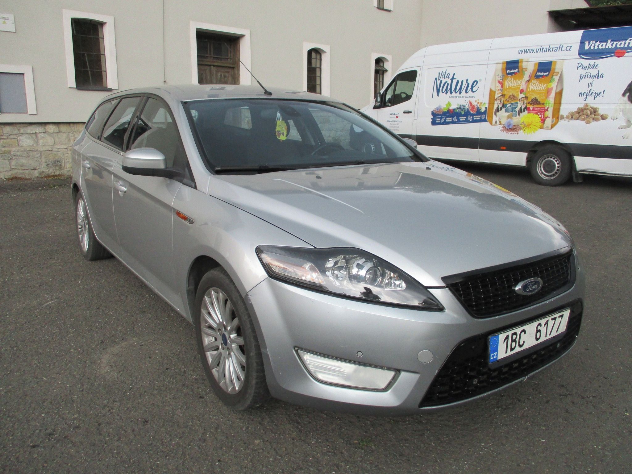 Ford Mondeo, III 2.0 TDCi - Tažné zařízení - fotka 4