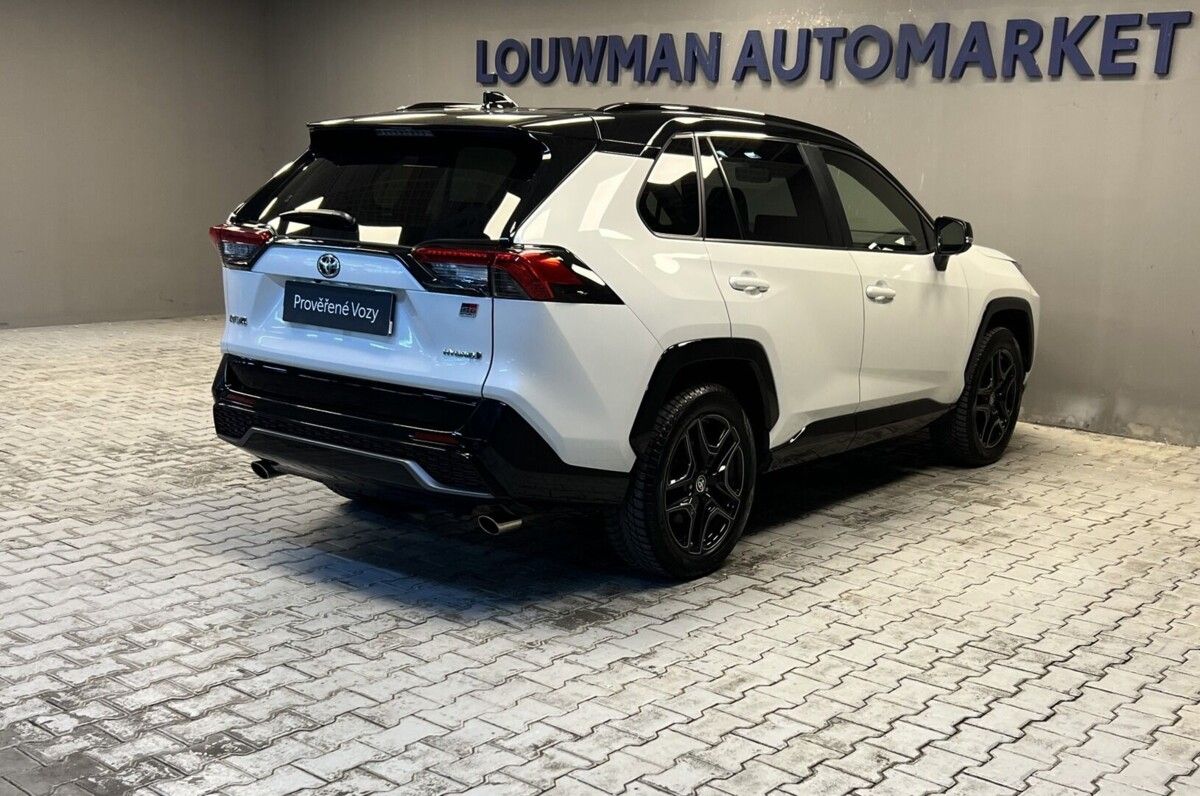 Toyota Rav4, GR SPORT 4WD e-CVT - fotka 3