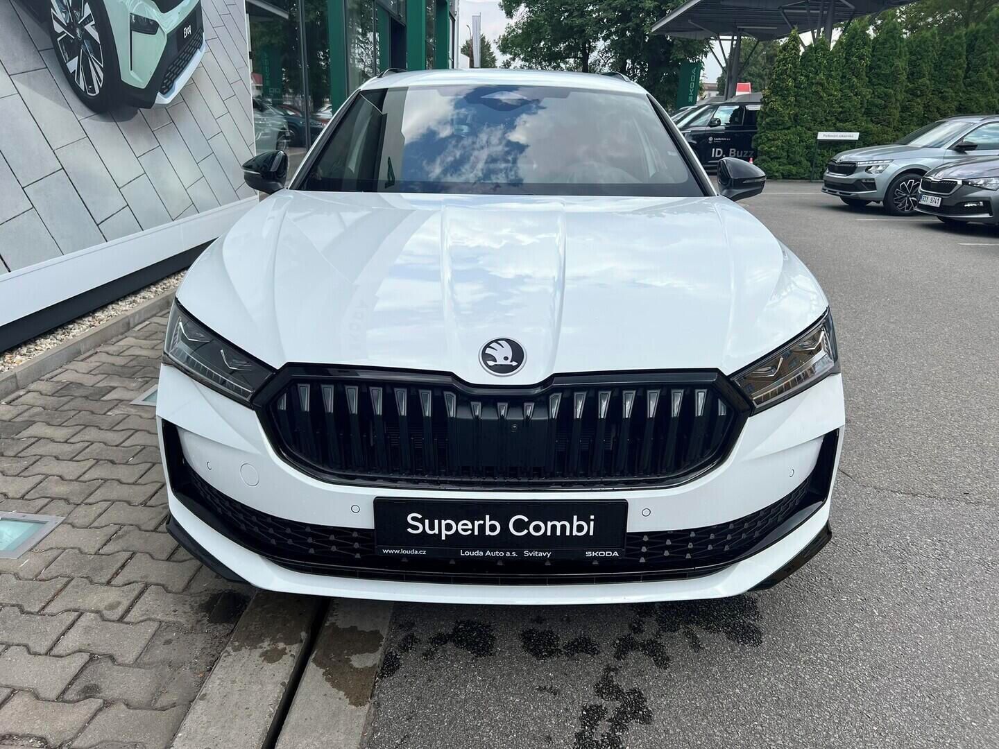 Škoda Superb, Combi Sportline 2,0 TSI 150 kW - fotka 2