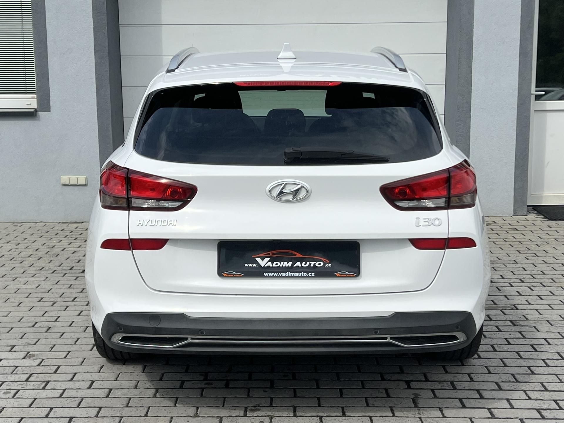 Hyundai i30, 1.5T-GDi 115kW SMART ČR NOVÉ - fotka 6
