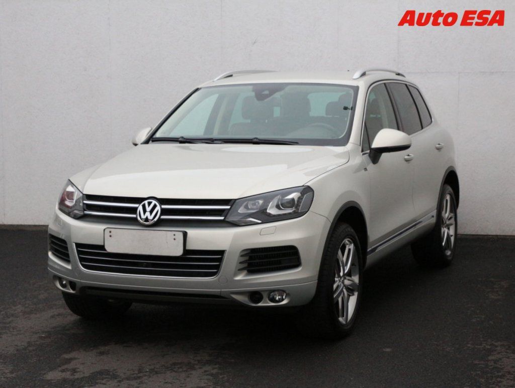 Volkswagen Touareg, 3.0 TDi 4x4,AT - fotka 3