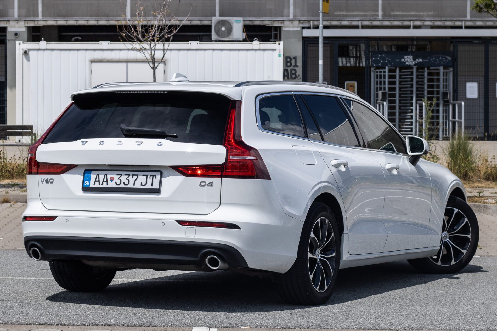 Volvo V60 - fotka 5