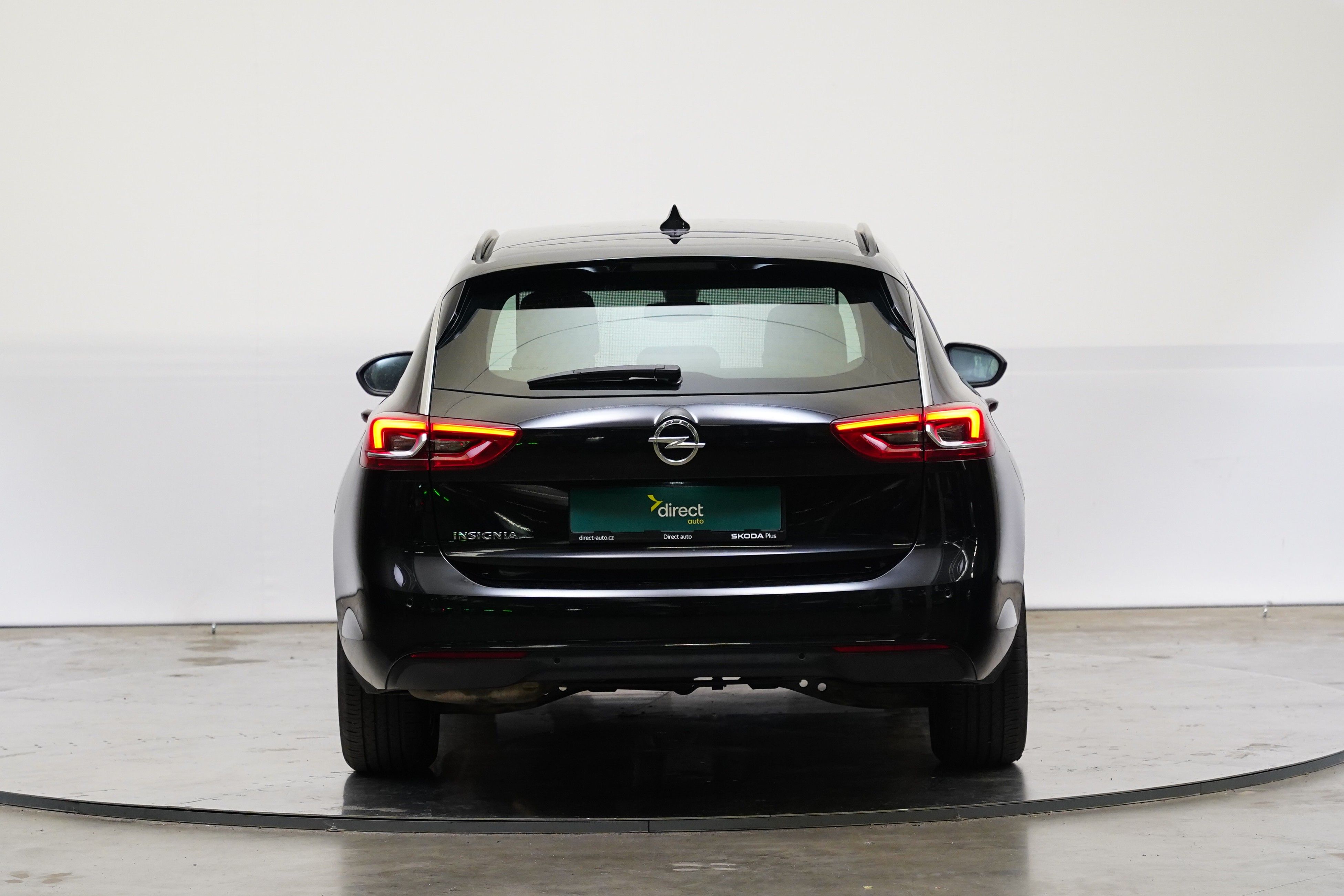 Opel Insignia, 1.5 Turbo 121 kW Automatik - fotka 6