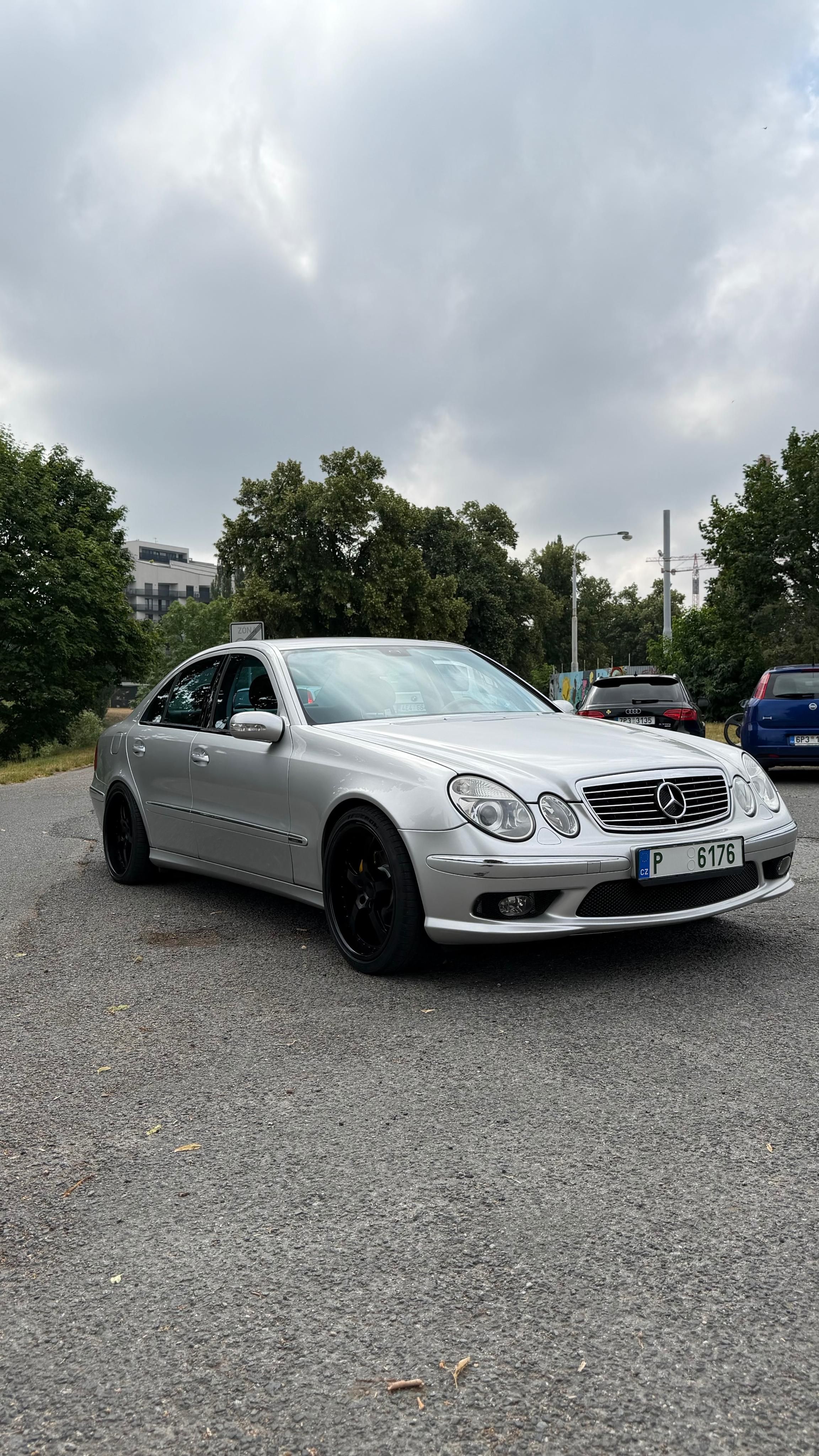 Mercedes-Benz Třídy E, E240 V6 W211 benzin+LPG AMG - fotka 3
