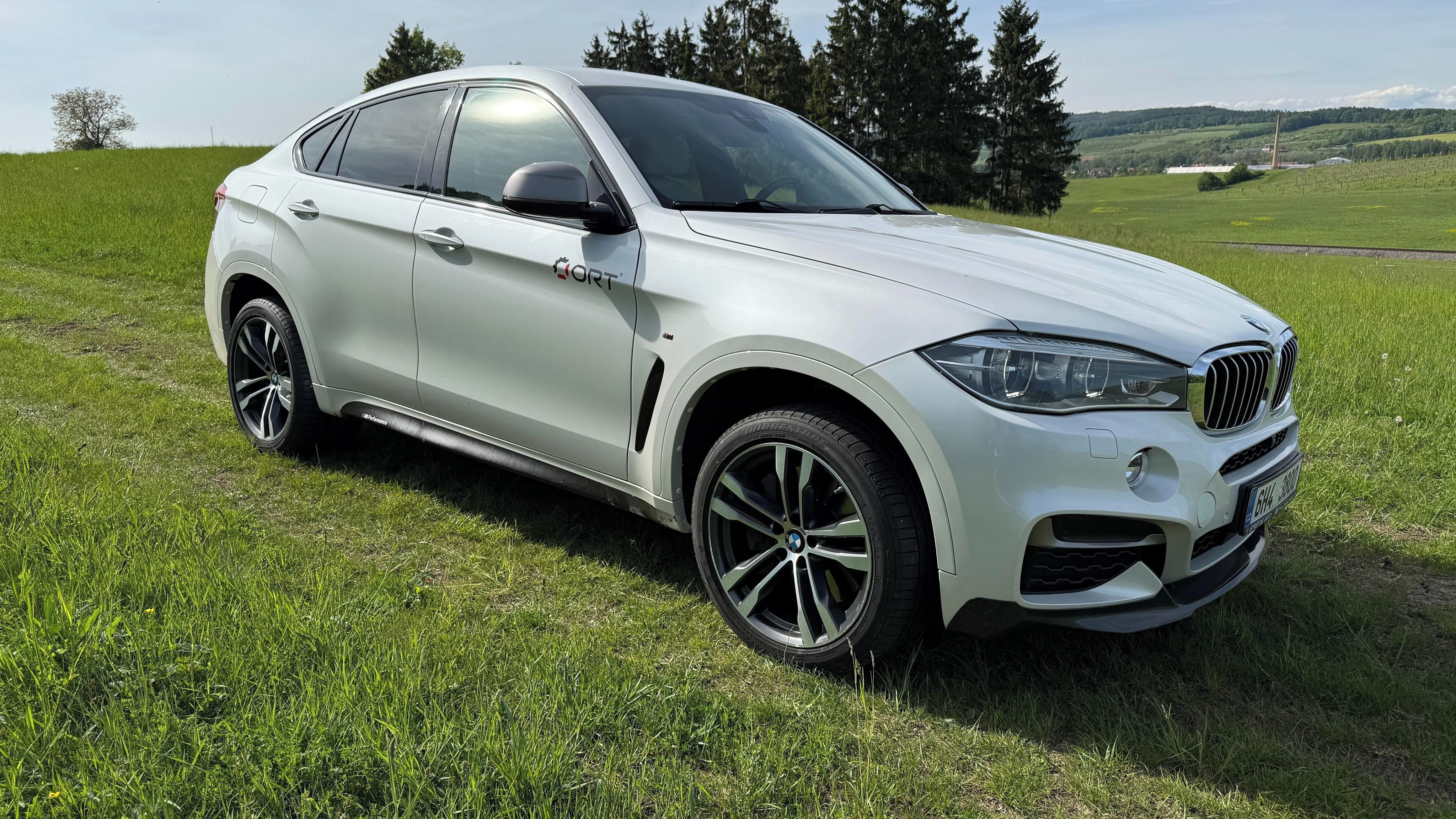 BMW X7, BMW X6 M50d - fotka 4