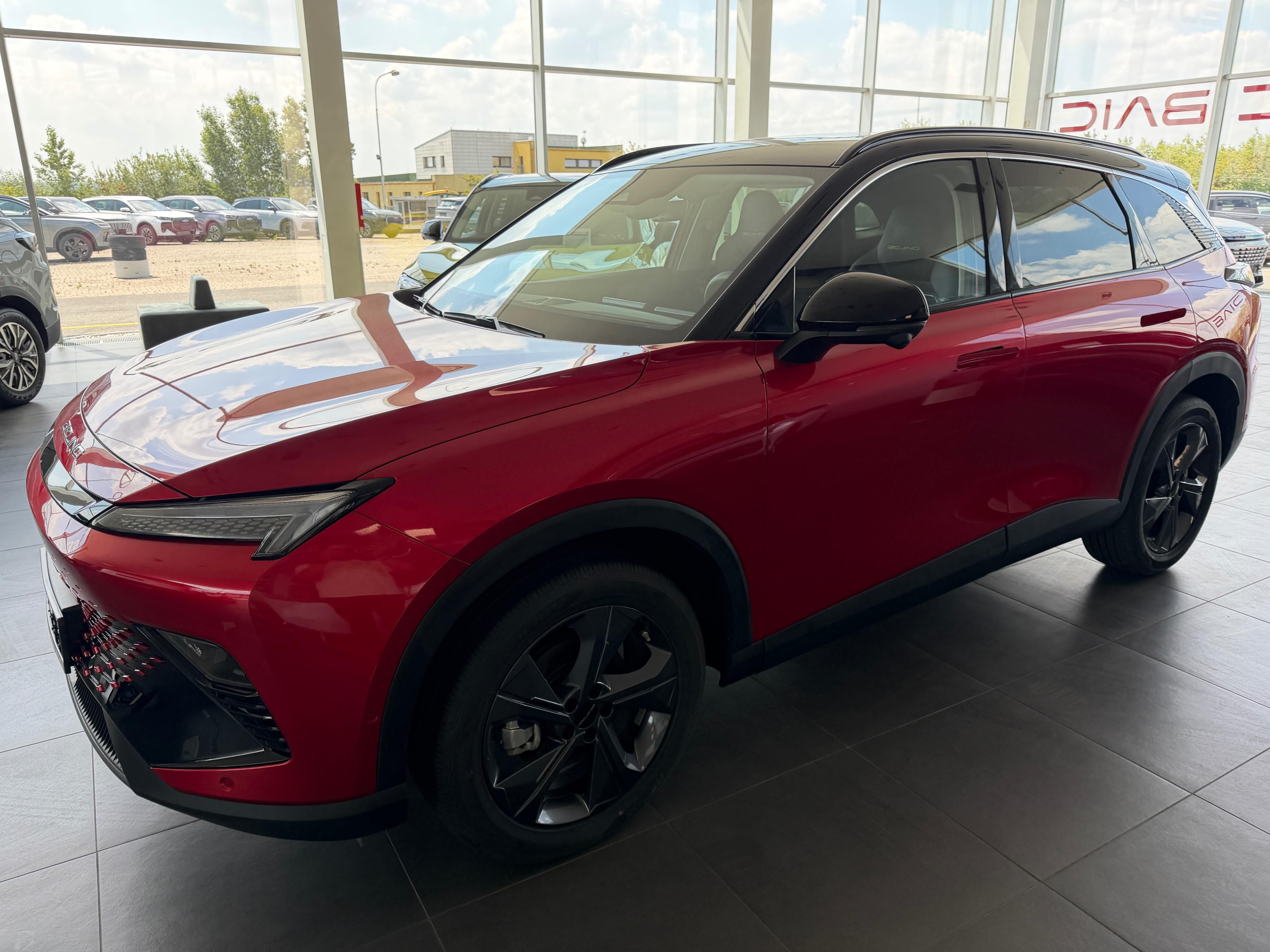 BAIC X55, ALL IN 130KW PANORAMA DCT - fotka 3