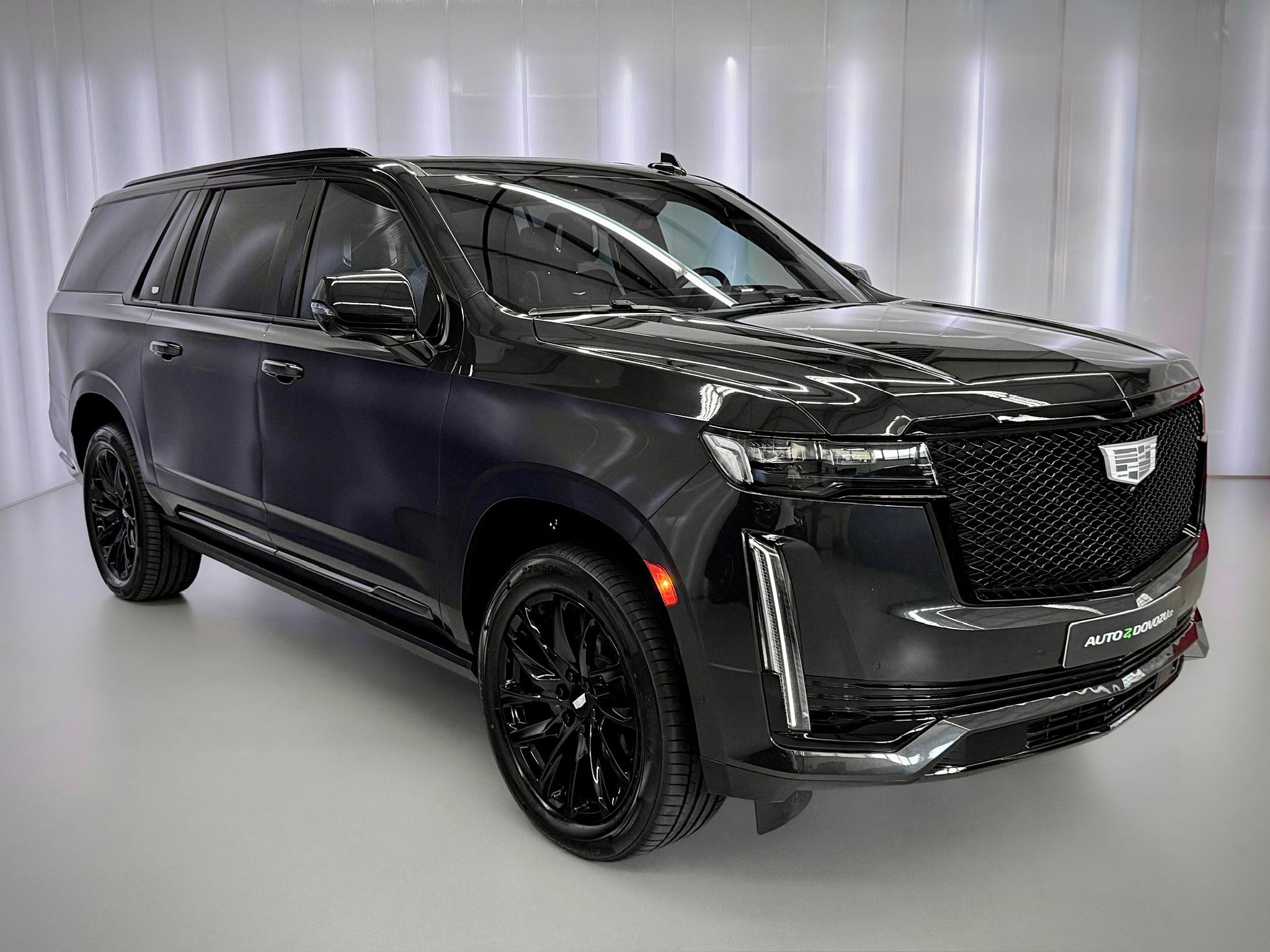 Cadillac Escalade, 6.2 V8 AWD ESV SPORT PLATINUM, - fotka 4