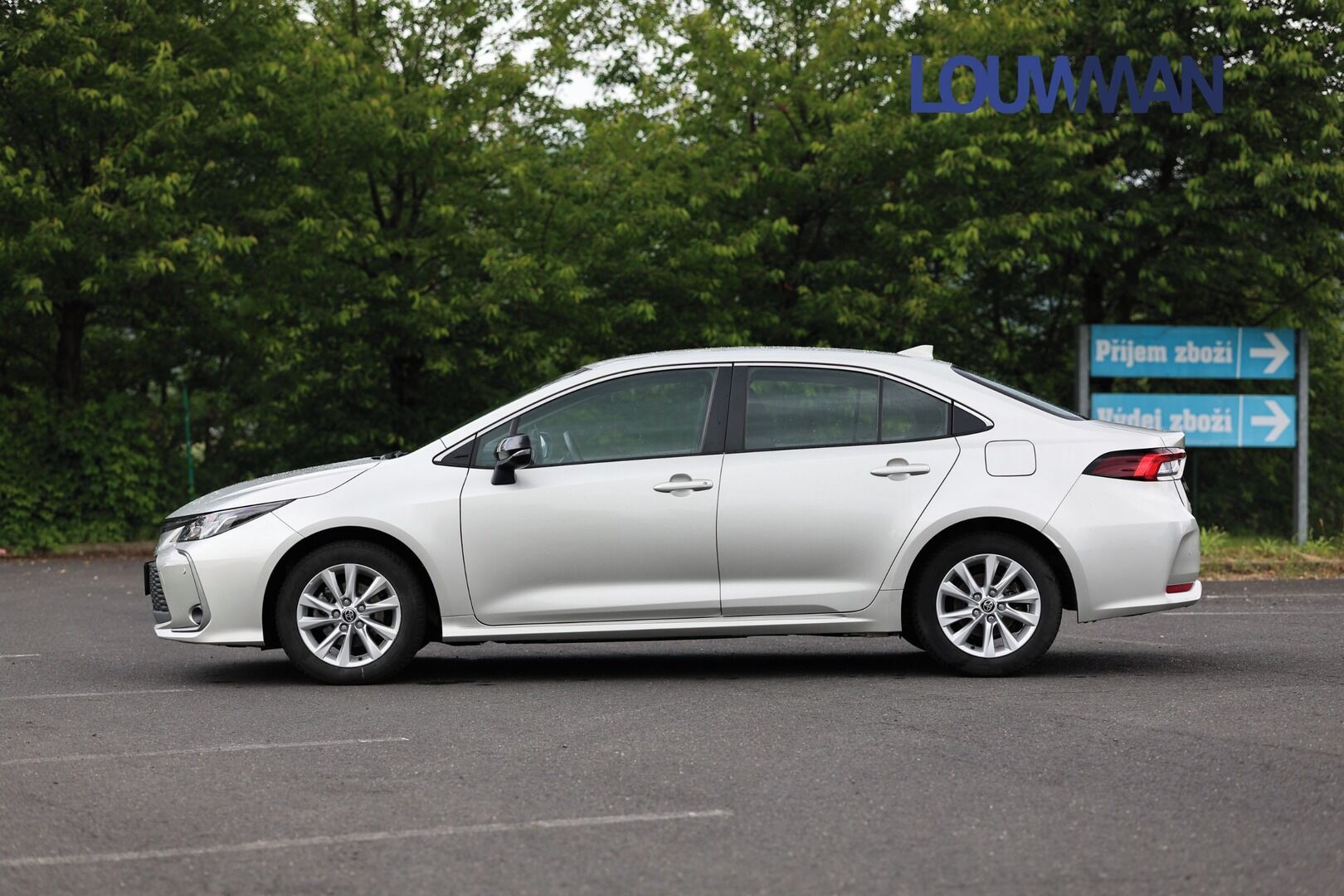 Toyota Corolla, 1.8 HEV CVT COMFORT TECH - fotka 3