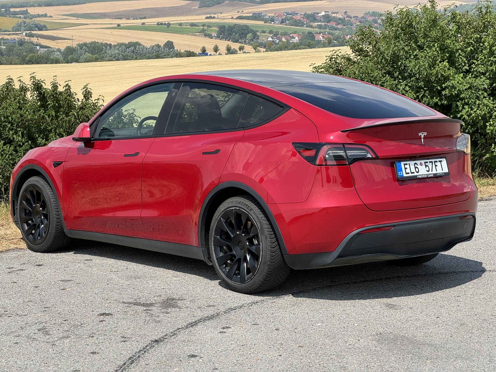 Tesla Model Y, Standard Range LFP SOH 91% - fotka 2