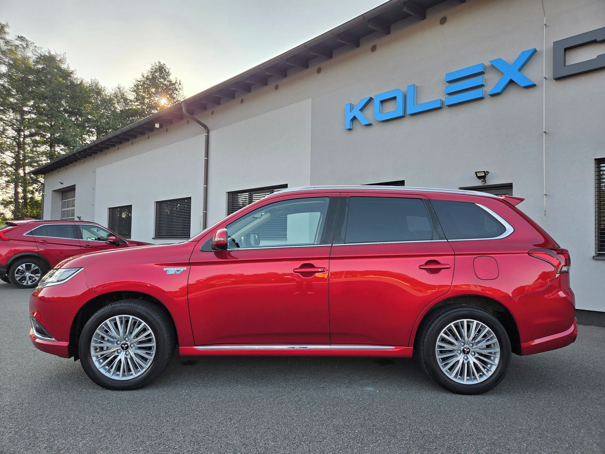 Mitsubishi Outlander, 2.4 PHEV 4x4 - fotka 2
