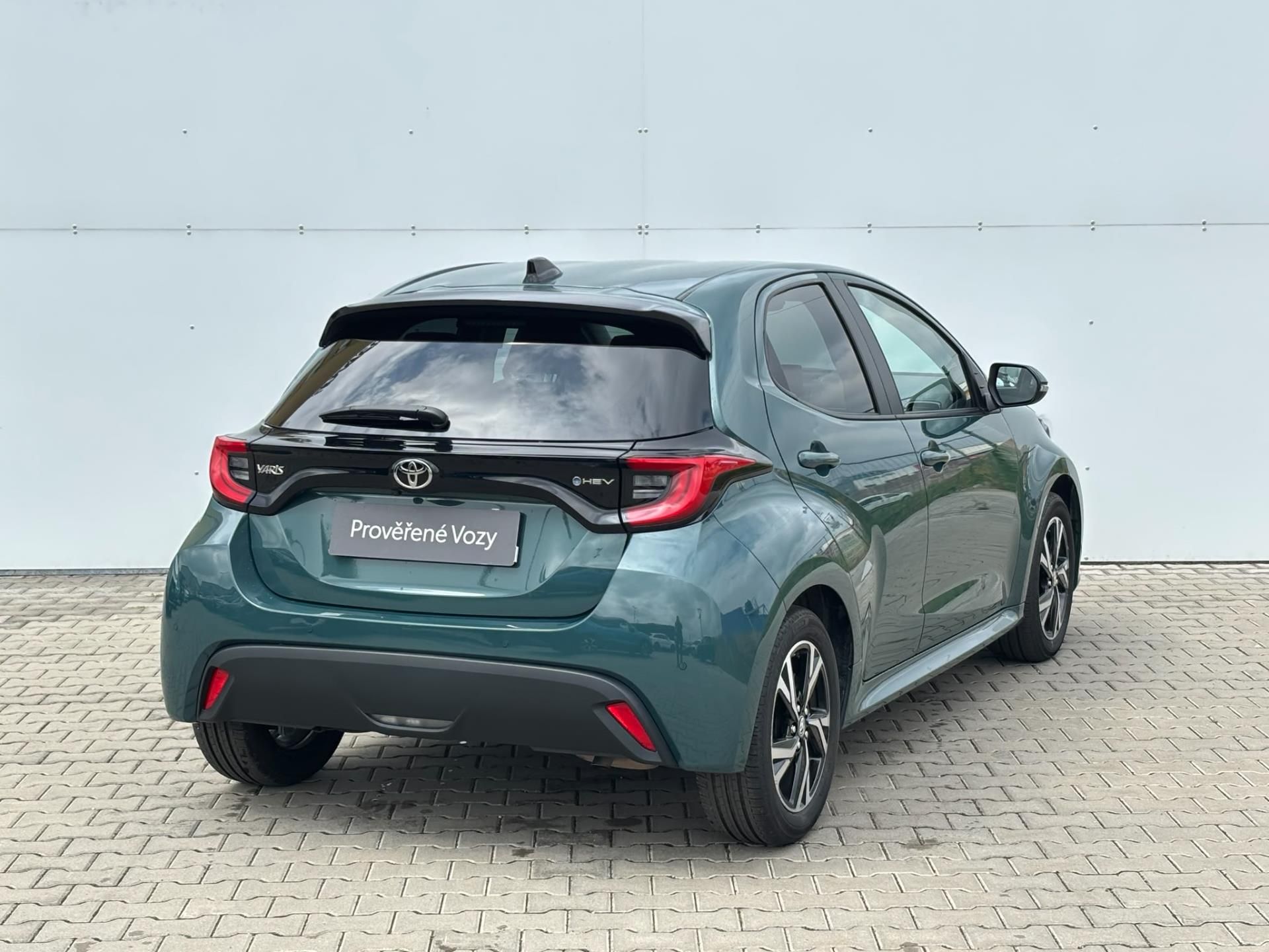 Toyota Yaris, 1.5 HSD e-CVT Style - fotka 2