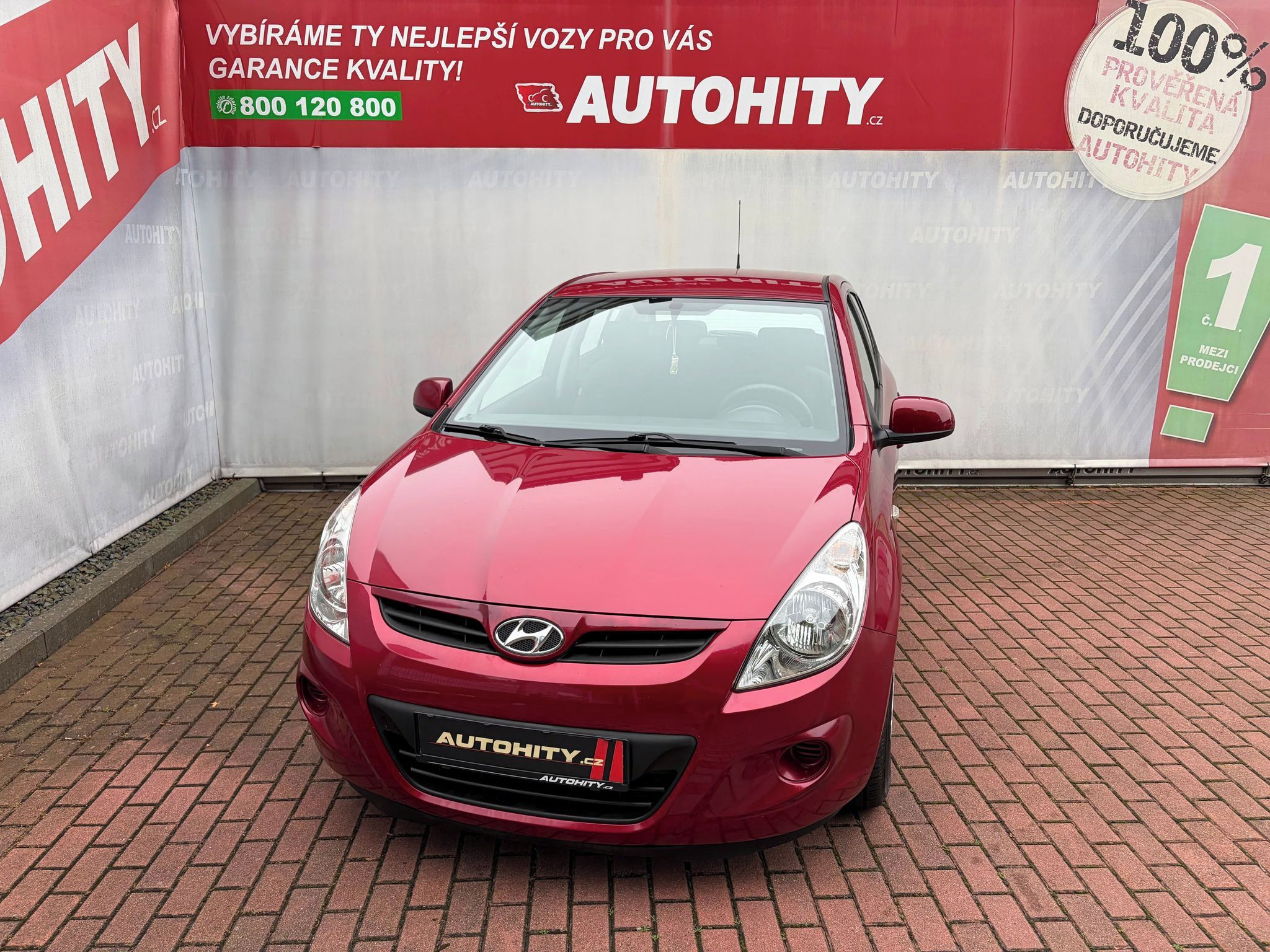 Hyundai i20, 1.3 i, ČR, 71 tkm - fotka 2