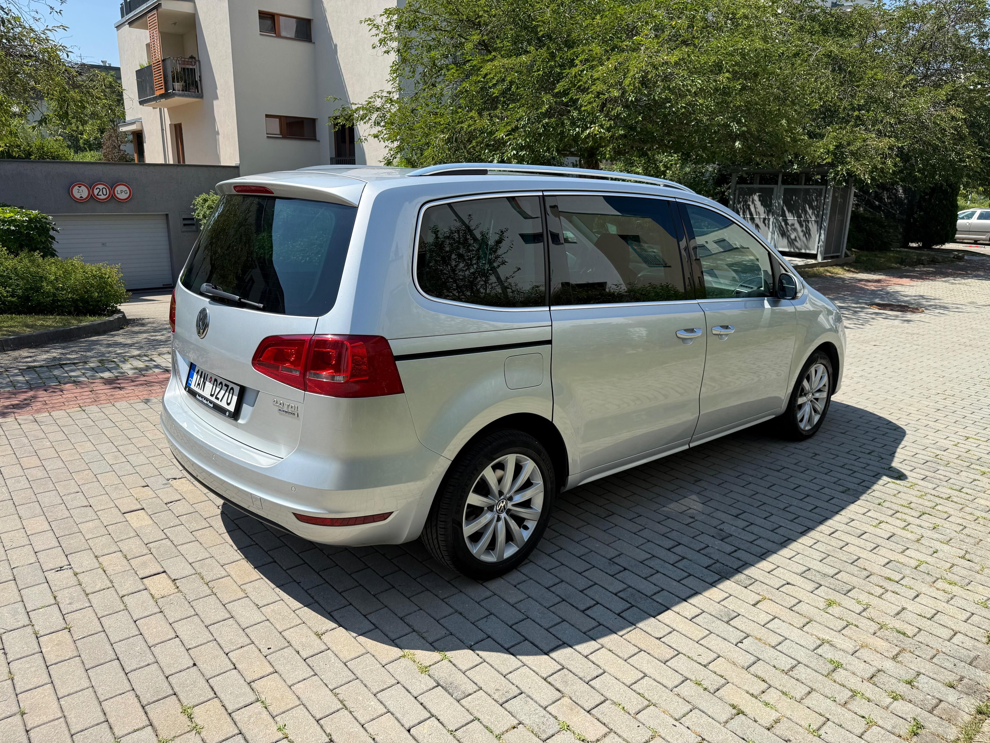 Volkswagen Sharan, 2,0 TDi DSG Aut. Rozvody Serv. - fotka 6