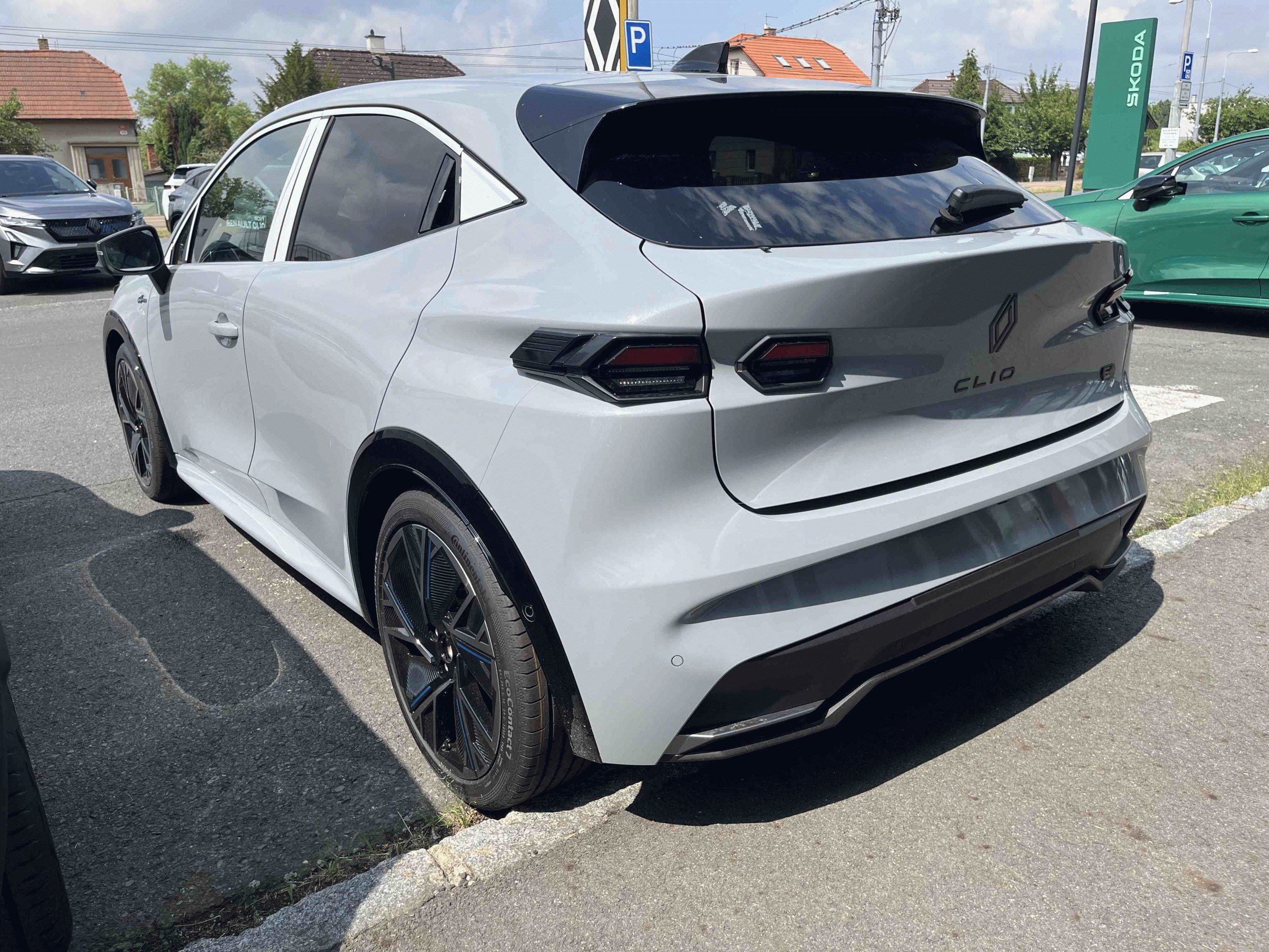 Renault Clio, esprit Alpine full hybrid E-Te - fotka 5