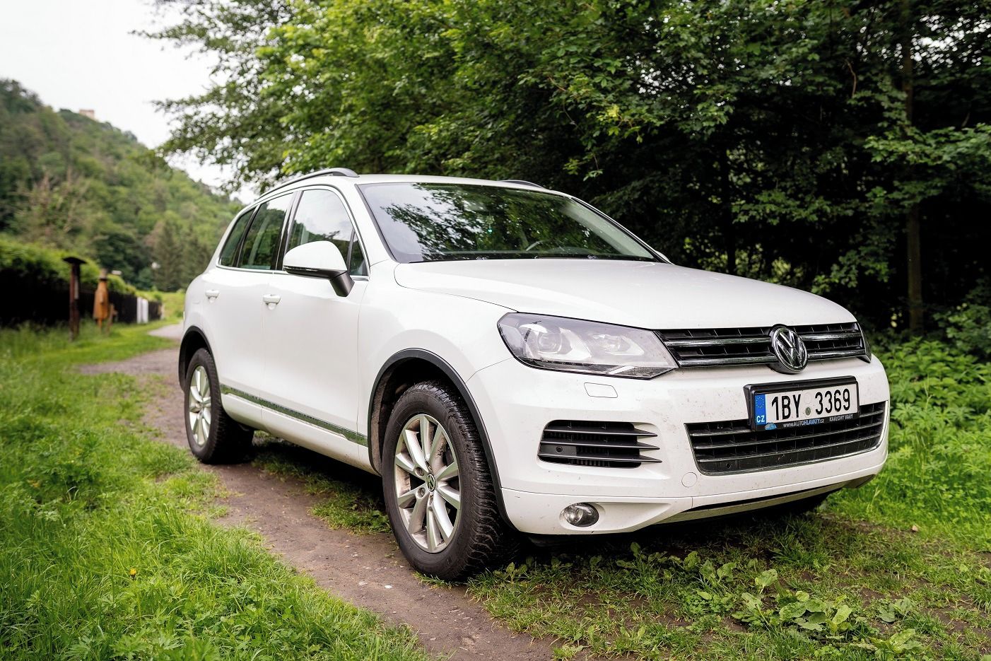 Volkswagen Touareg, 3.0 TDi - z garáže - fotka 2