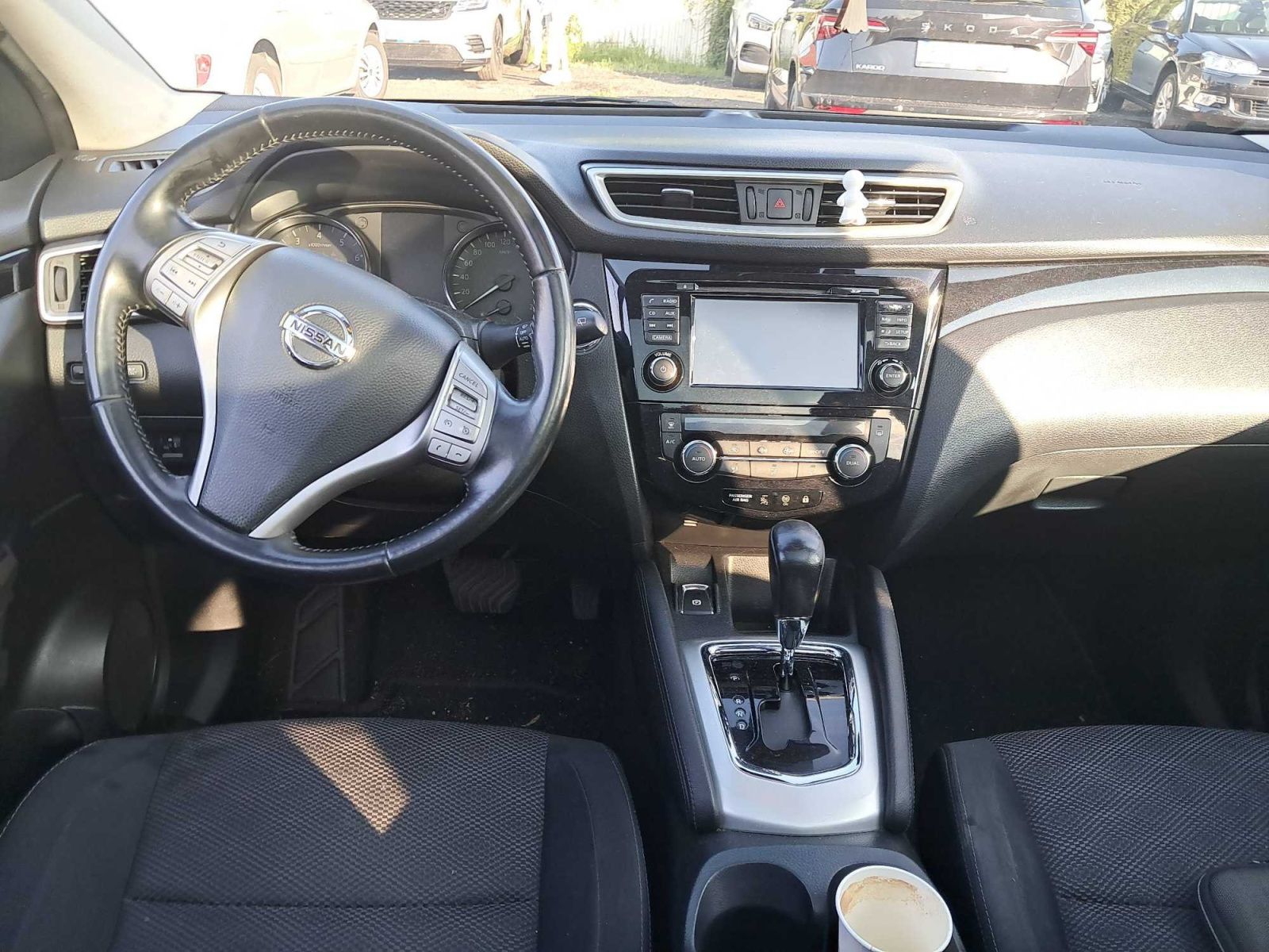 Nissan Qashqai, 1.2 DIG-T, Automat, Serv.kniha - fotka 3