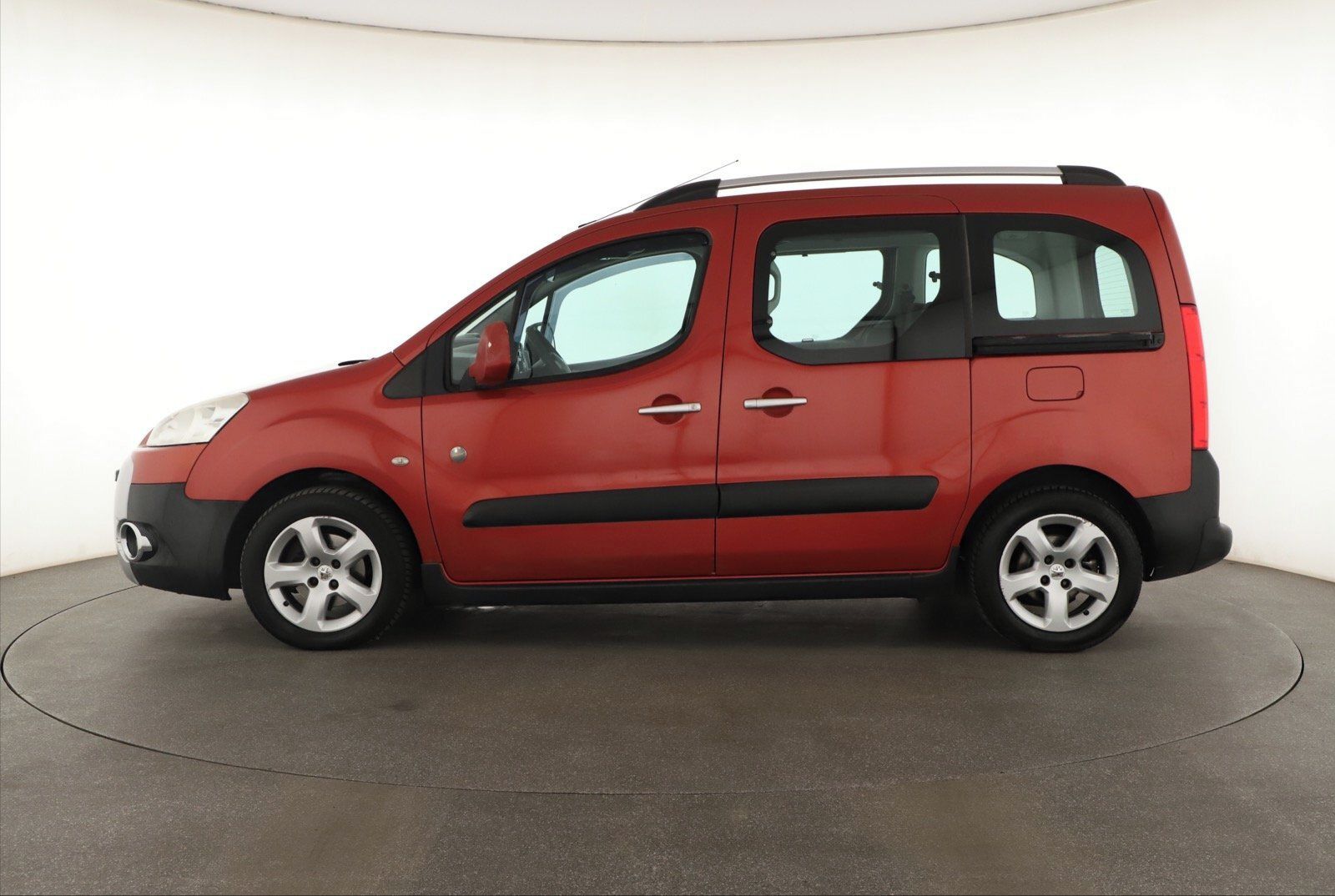 Peugeot Partner, 1.6 HDi, Outdoor, 5Míst, Klima - fotka 3